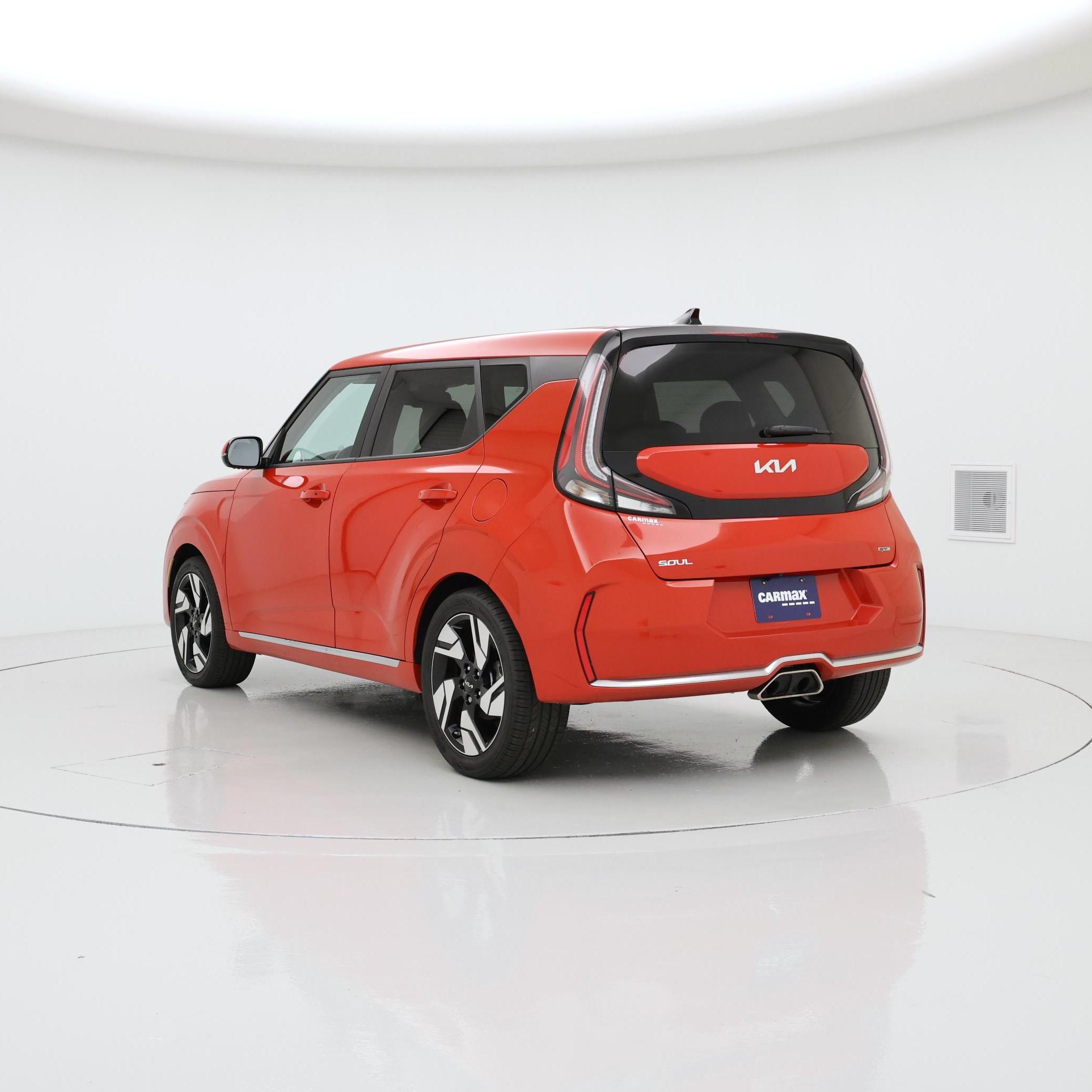 Thumbnail: 2023 Kia Soul - 2