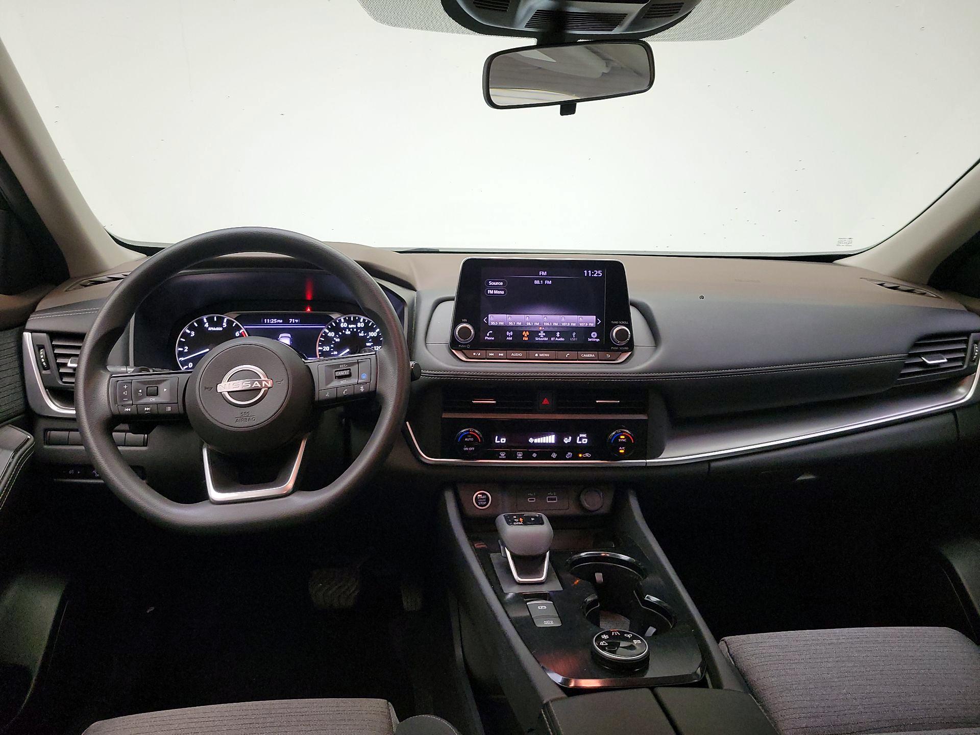 Thumbnail: 2023 Nissan Rogue - 9