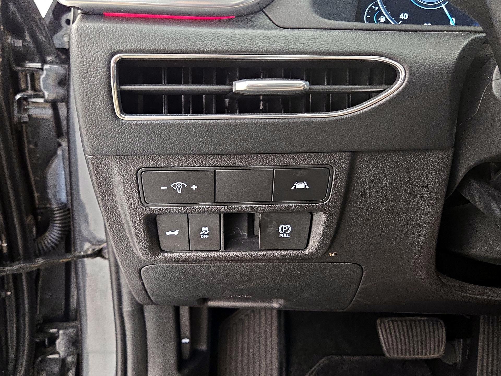 Thumbnail: 2023 Hyundai Sonata - 13