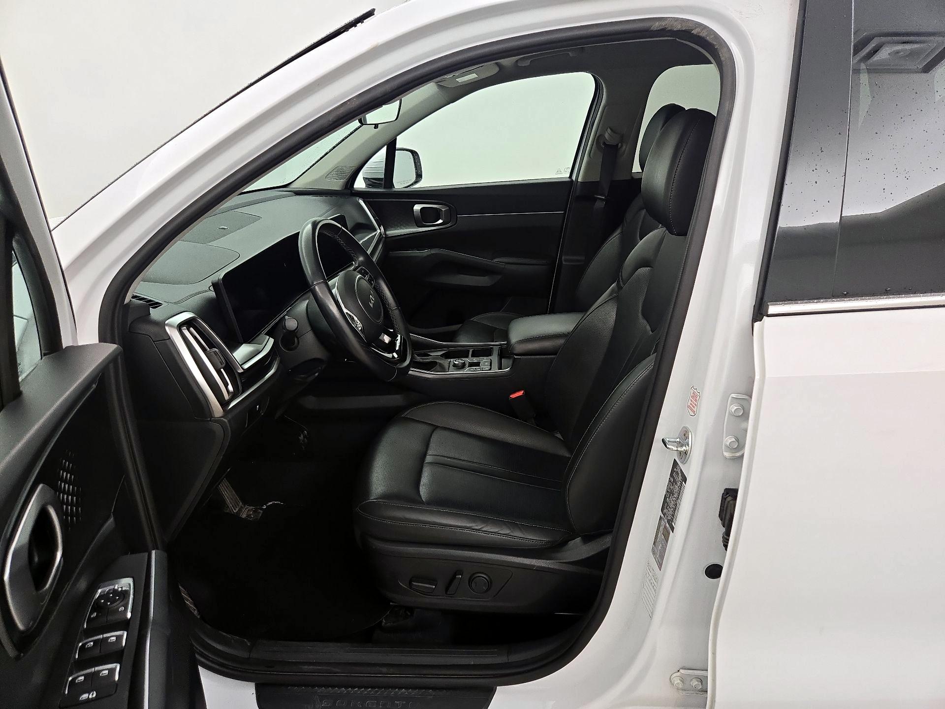 Thumbnail: 2024 Kia Sorento - 11