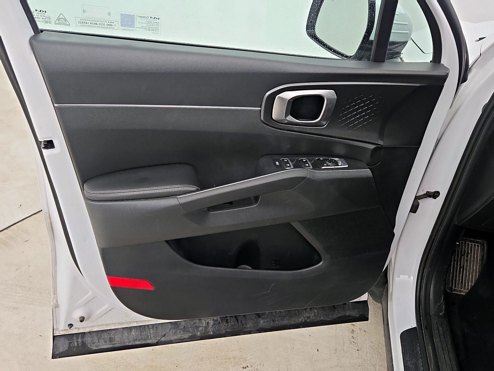 Thumbnail: 2024 Kia Sorento - 12