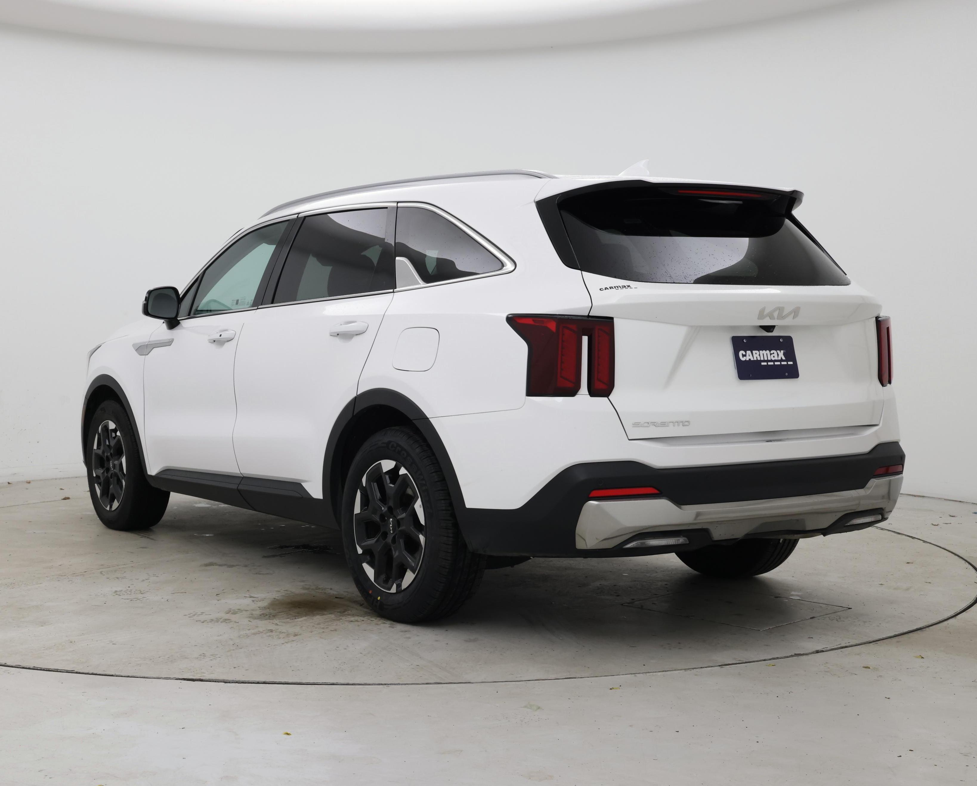 Thumbnail: 2024 Kia Sorento - 2