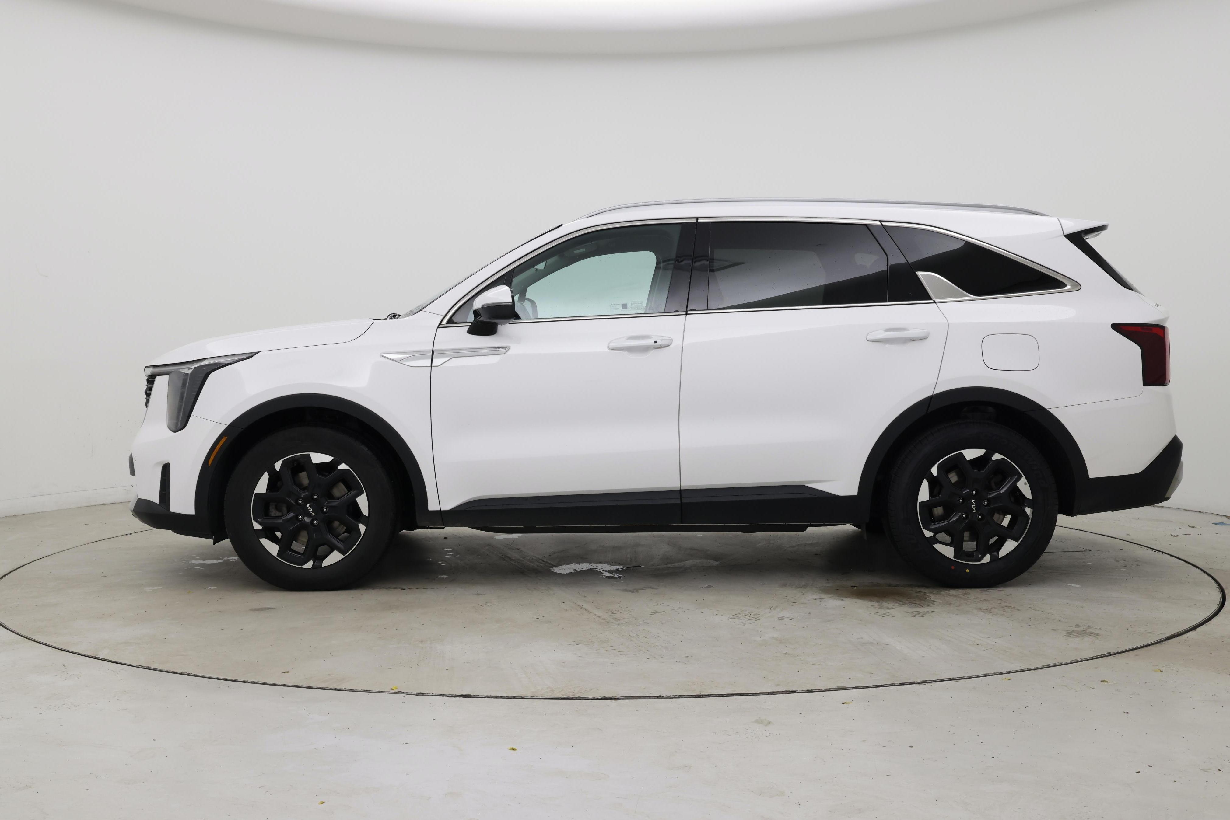 Thumbnail: 2024 Kia Sorento - 3