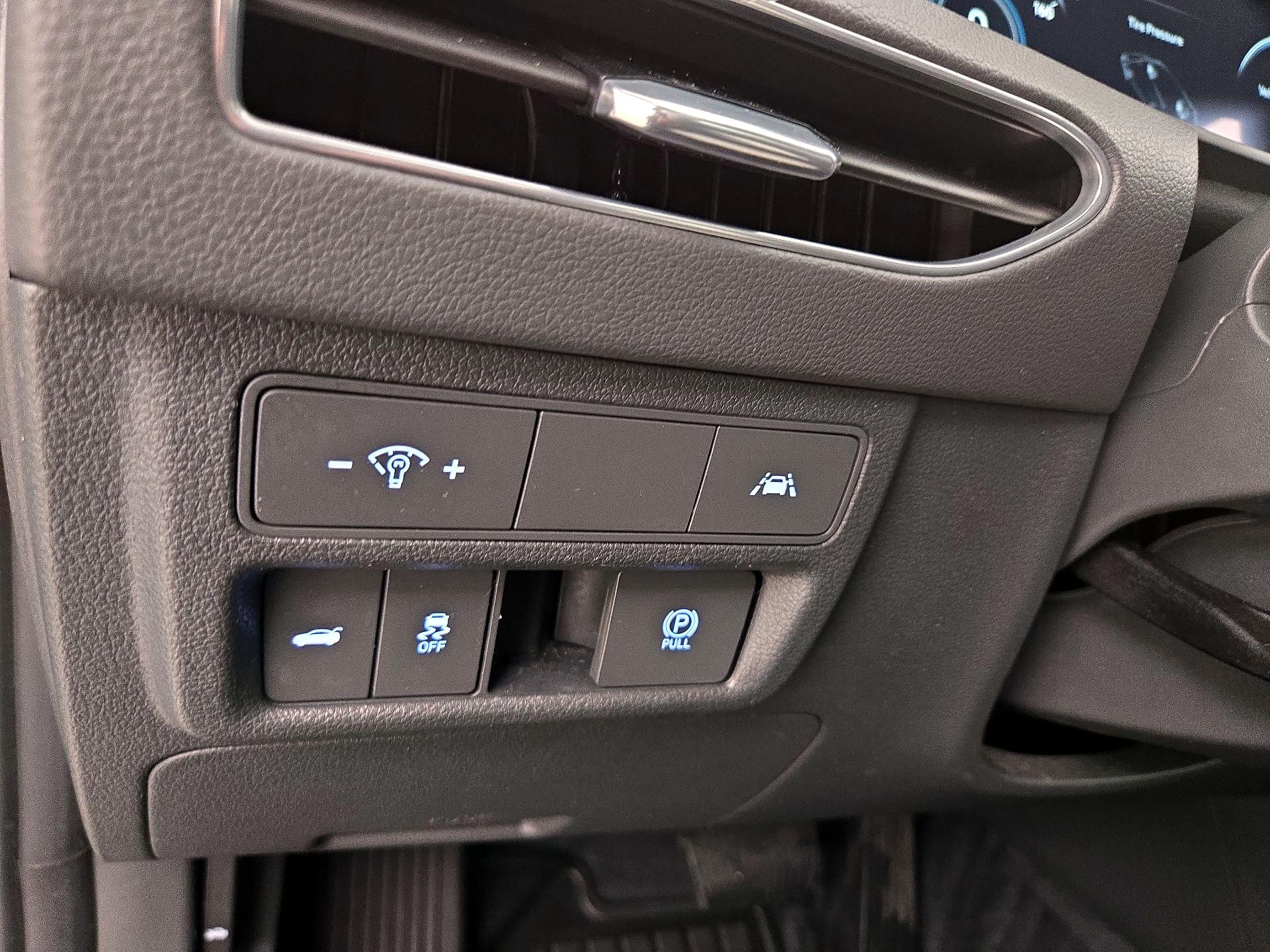 Thumbnail: 2023 Hyundai Sonata - 13