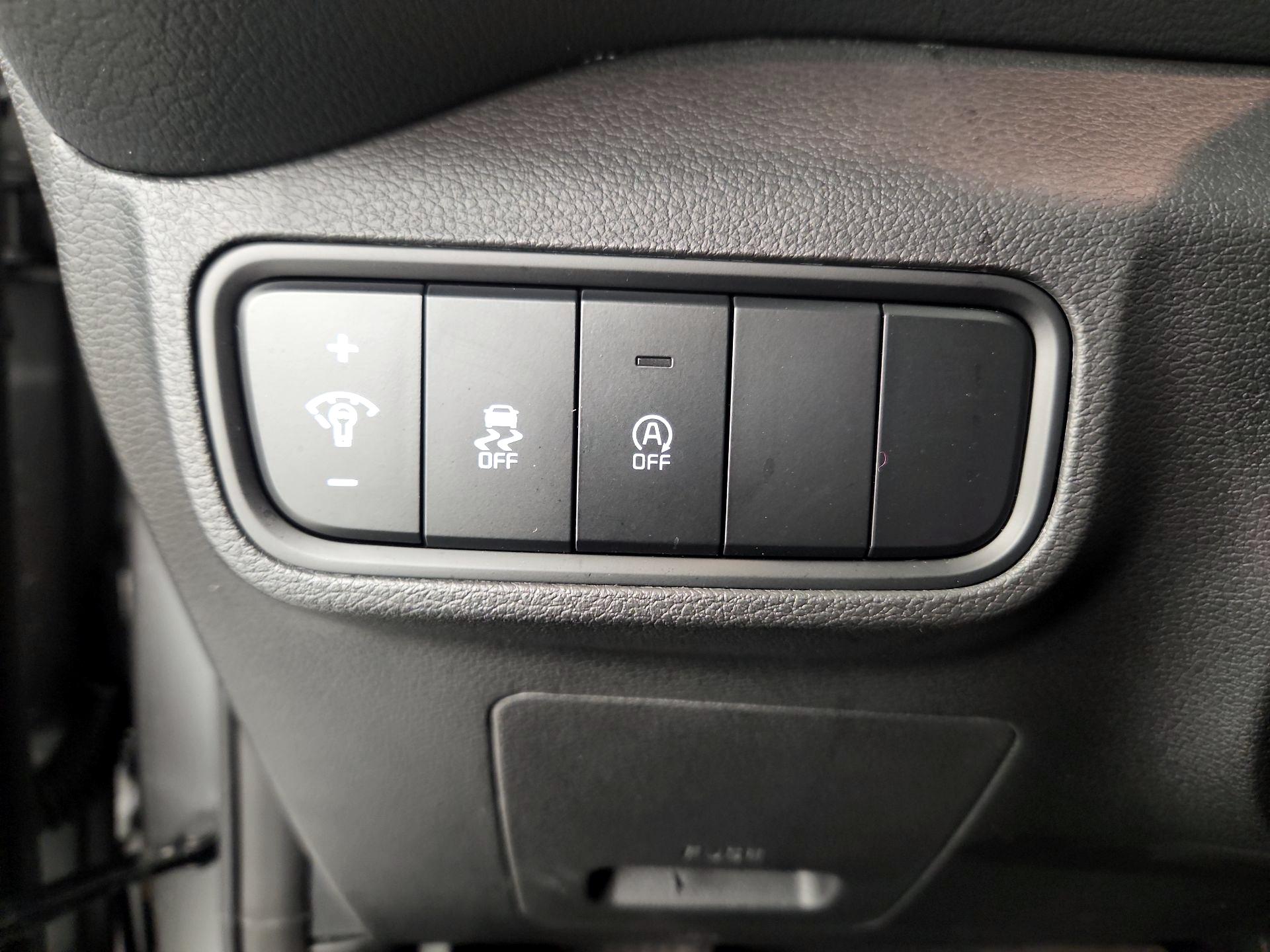 Thumbnail: 2023 Kia Soul - 13