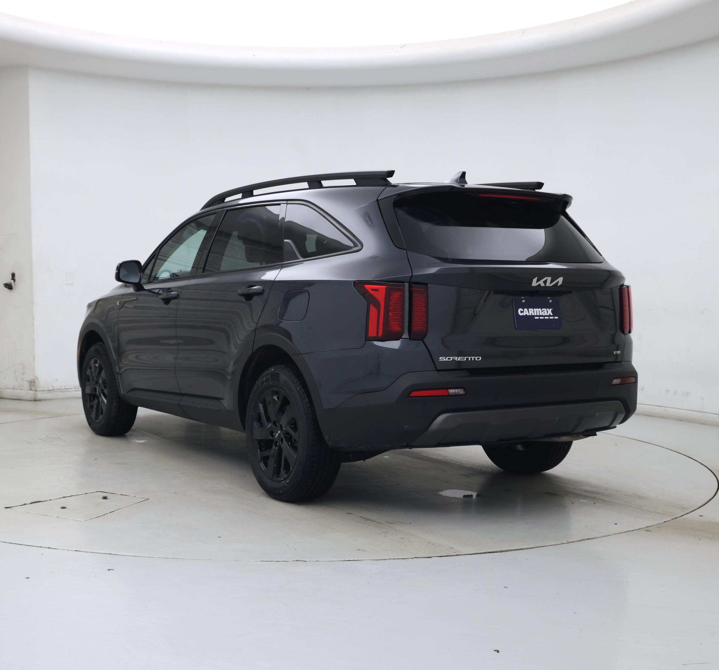 Thumbnail: 2023 Kia Sorento - 2