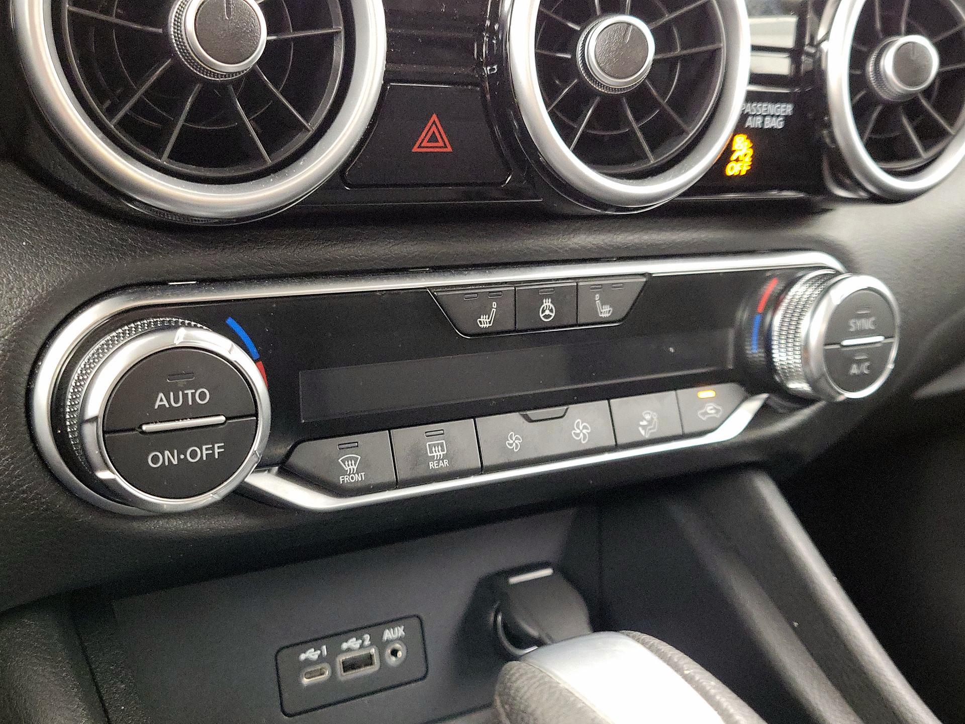 Thumbnail: 2022 Nissan Sentra - 16