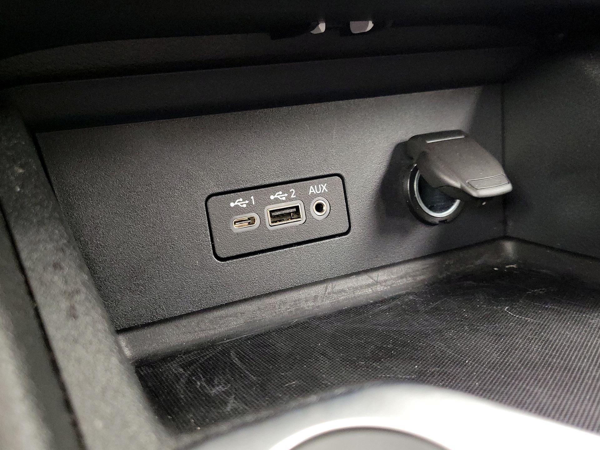 Thumbnail: 2022 Nissan Sentra - 18