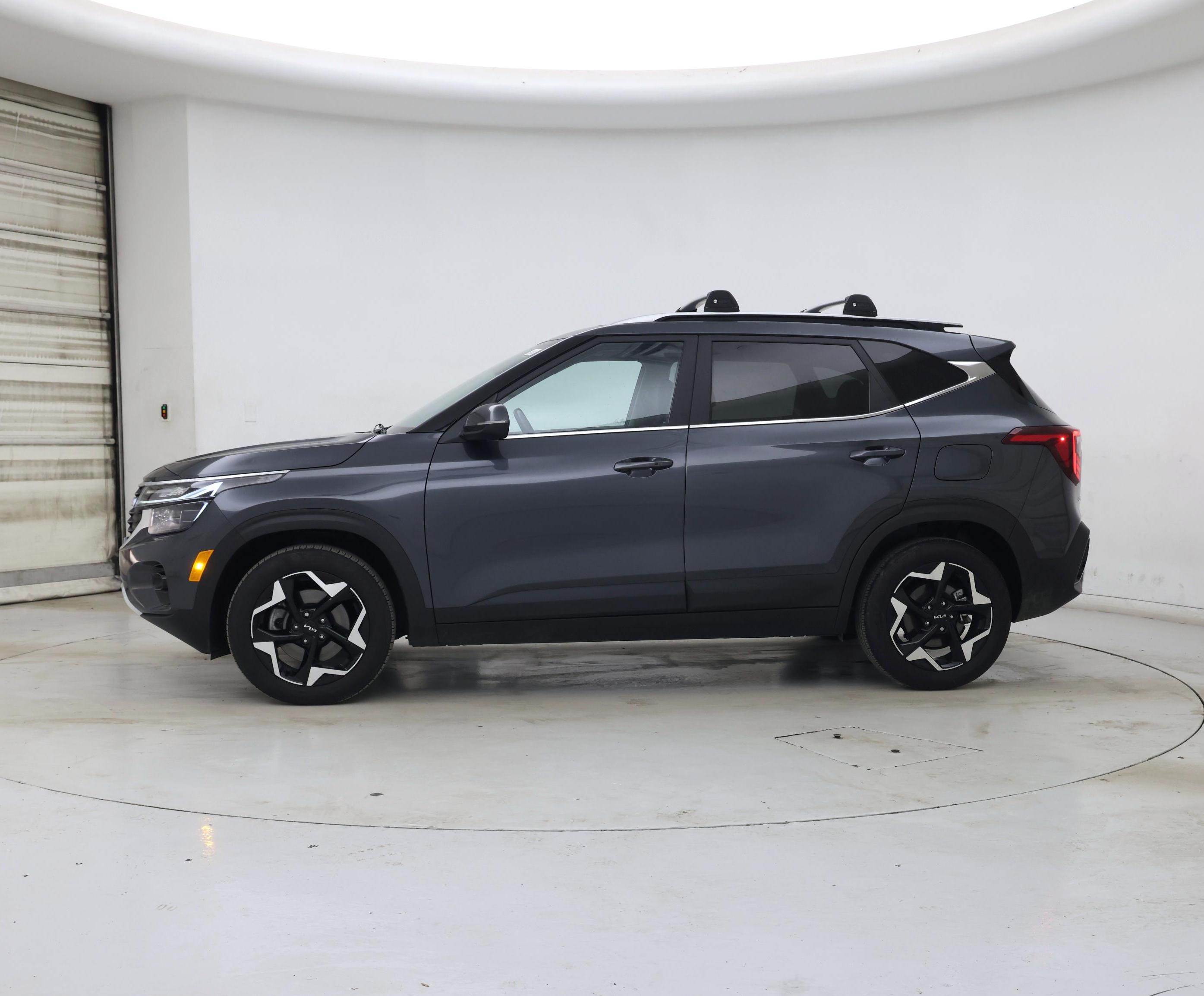 Thumbnail: 2024 Kia Seltos - 3