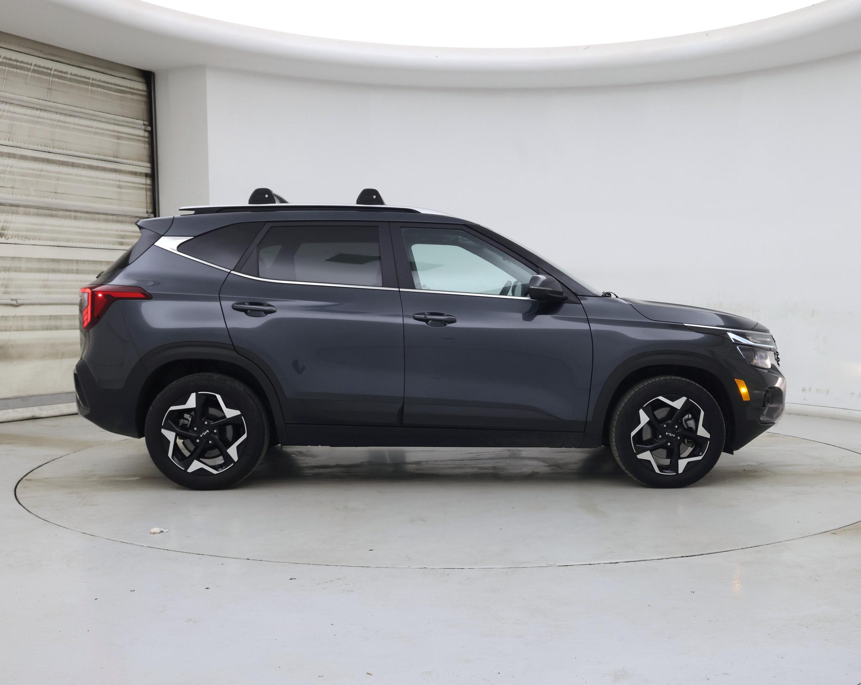 Thumbnail: 2024 Kia Seltos - 7