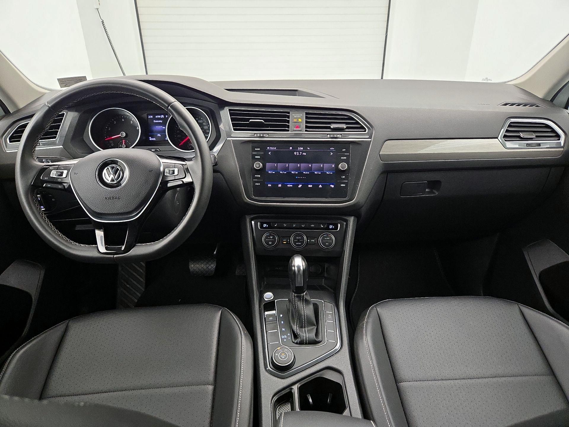 Thumbnail: 2021 Volkswagen Tiguan - 9