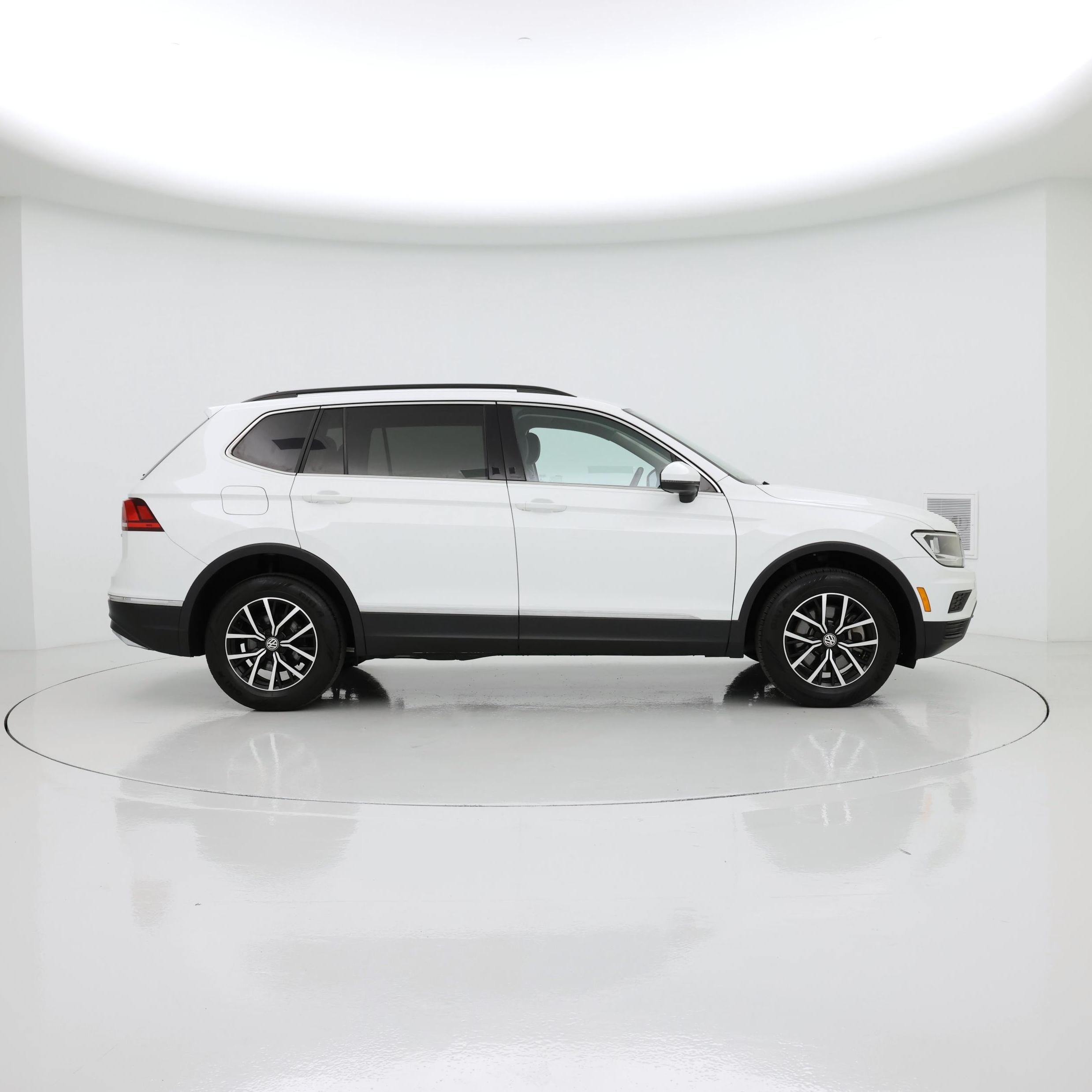 Thumbnail: 2021 Volkswagen Tiguan - 7