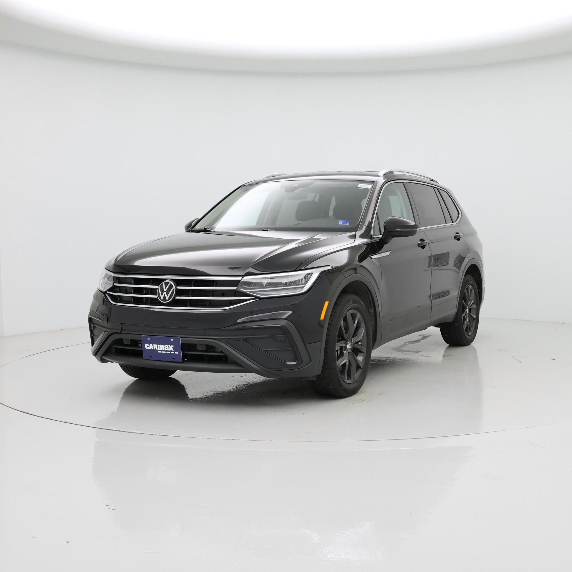 Thumbnail: 2024 Volkswagen Tiguan - 4