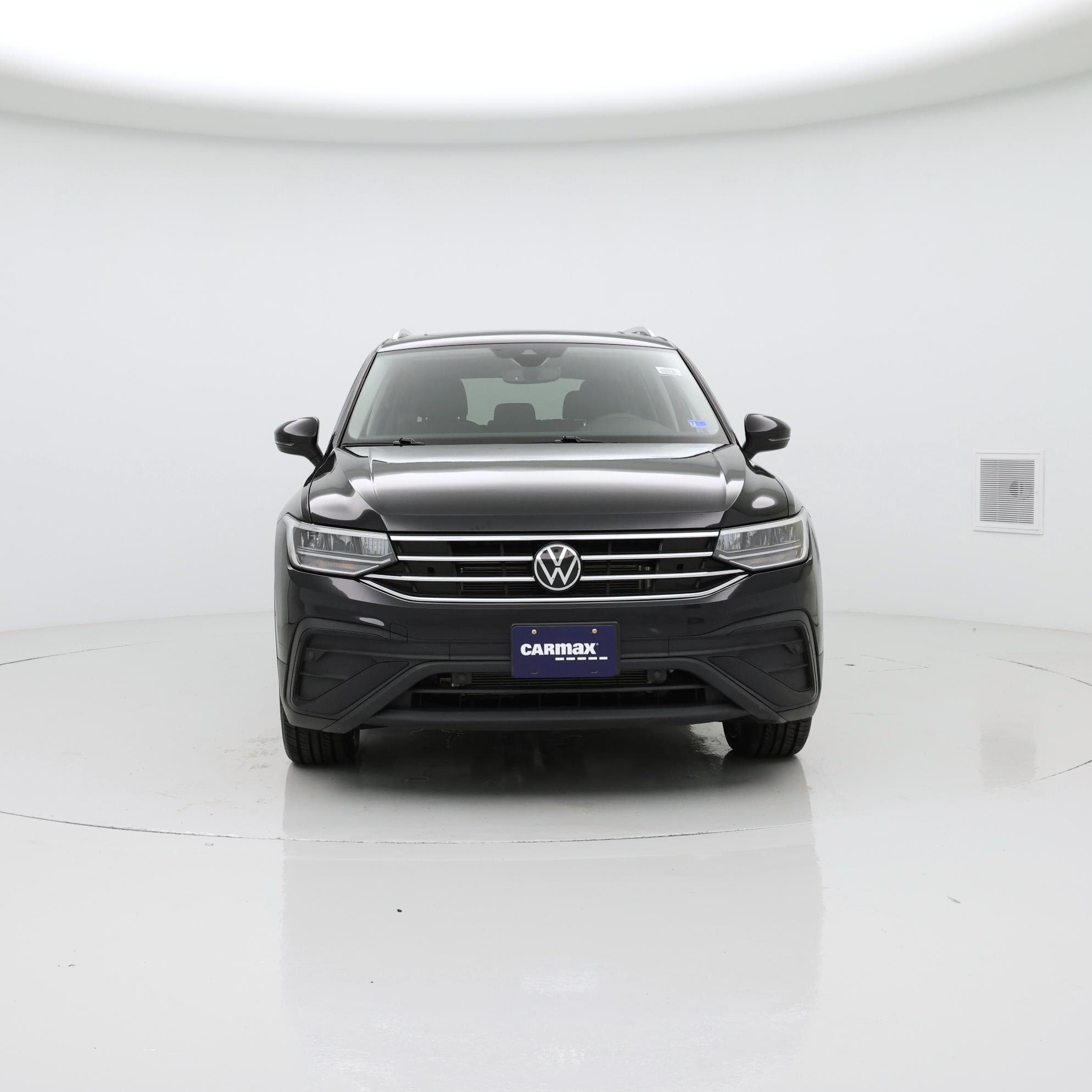 Thumbnail: 2022 Volkswagen Tiguan - 5