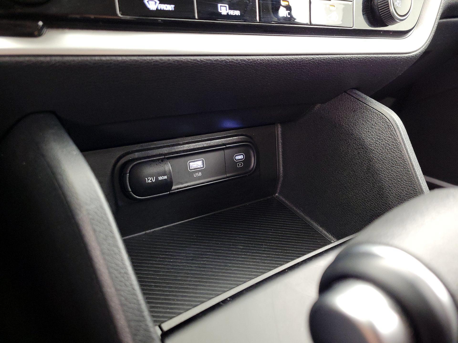 Thumbnail: 2024 Kia Sportage - 18