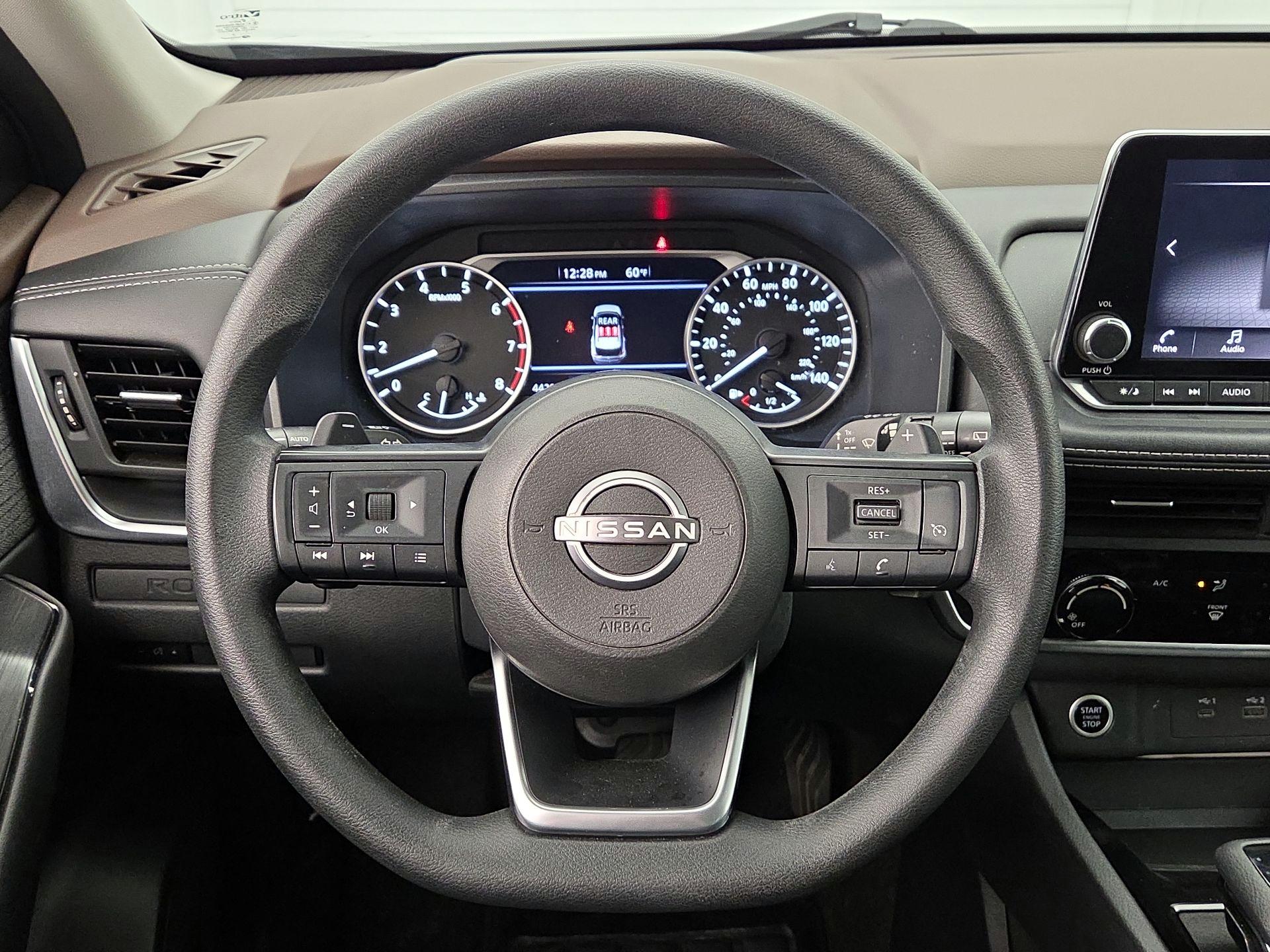 Thumbnail: 2023 Nissan Rogue - 10