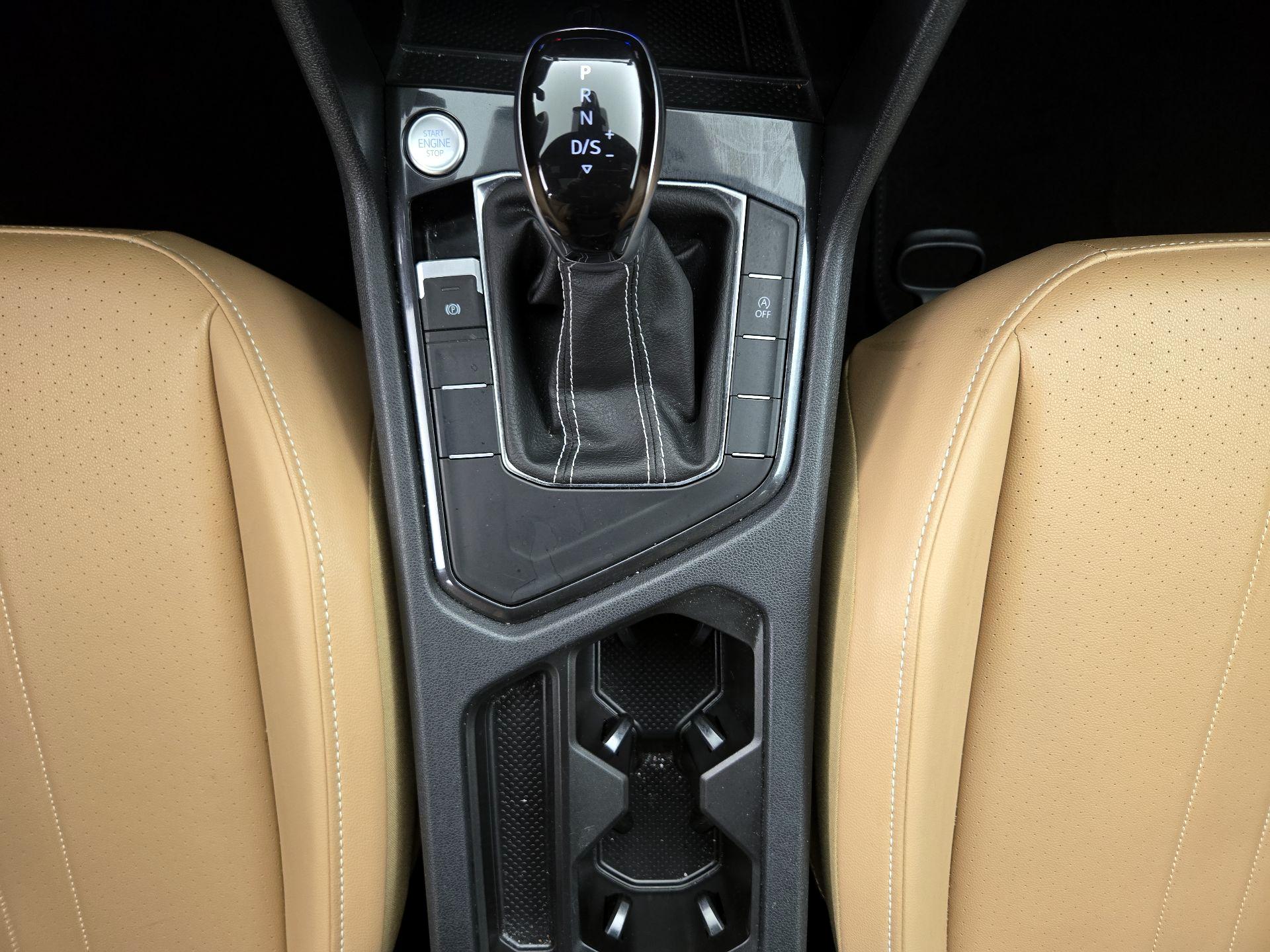 Thumbnail: 2024 Volkswagen Tiguan - 17