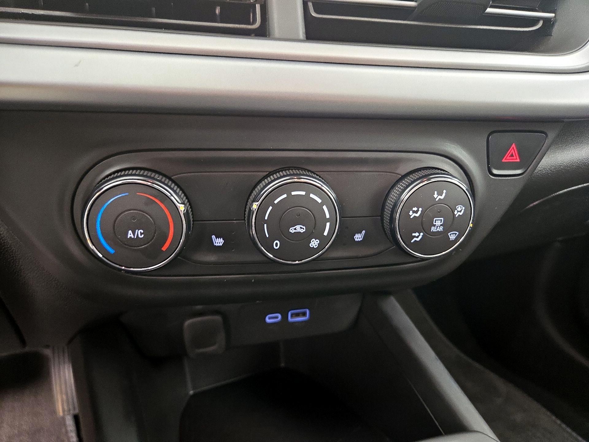 Thumbnail: 2024 Chevrolet Trax - 16