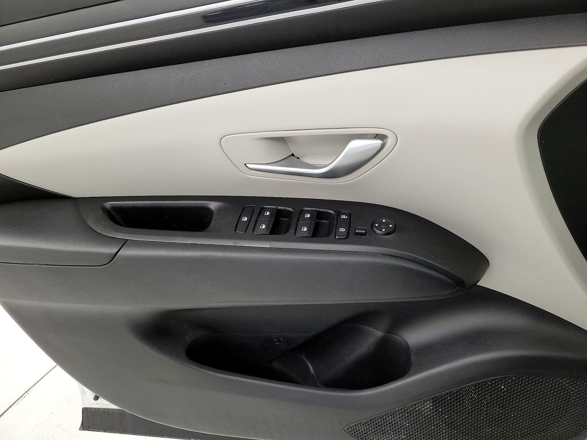 Thumbnail: 2022 Hyundai Tucson - 12