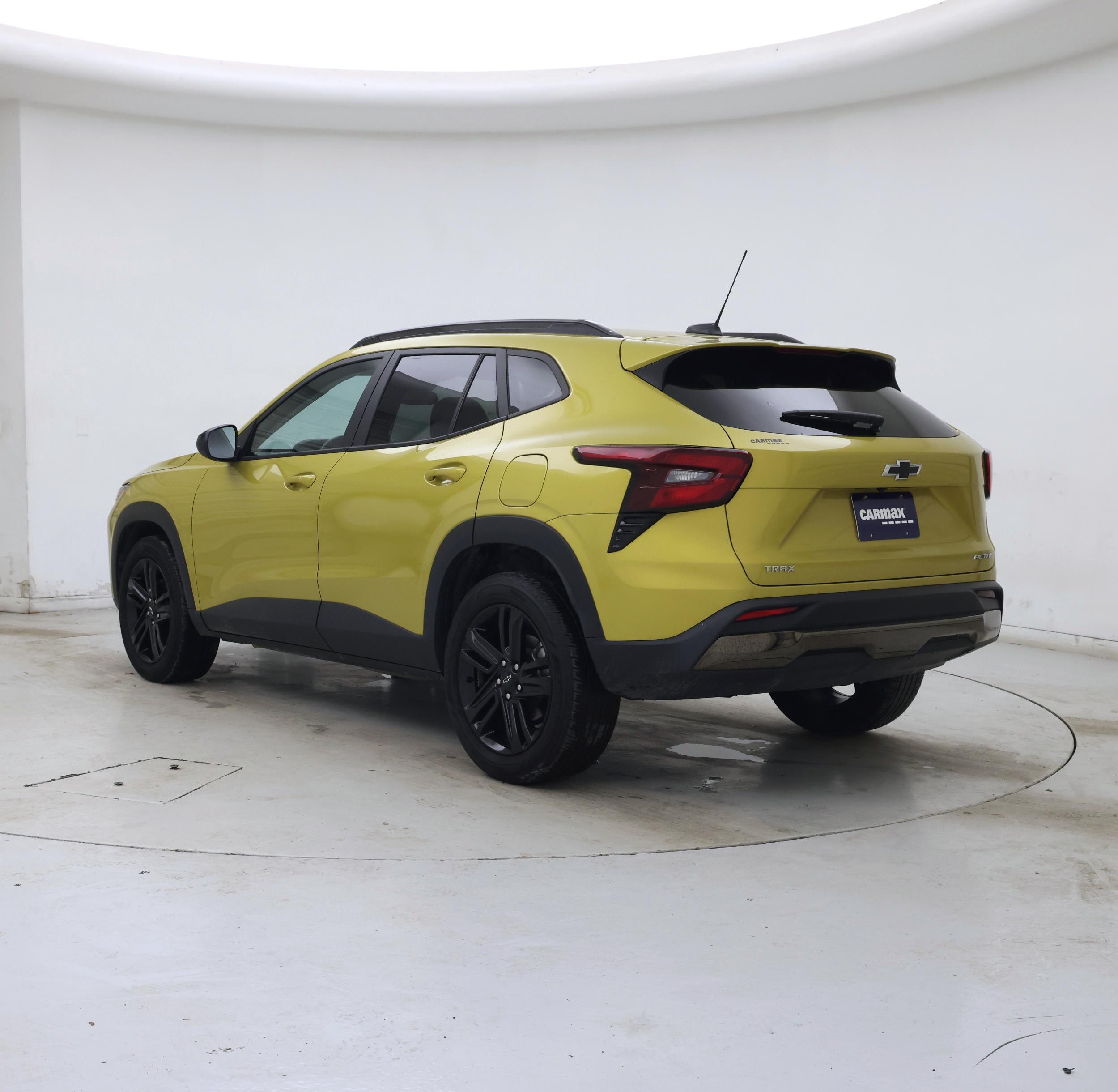 Thumbnail: 2024 Chevrolet Trax - 2