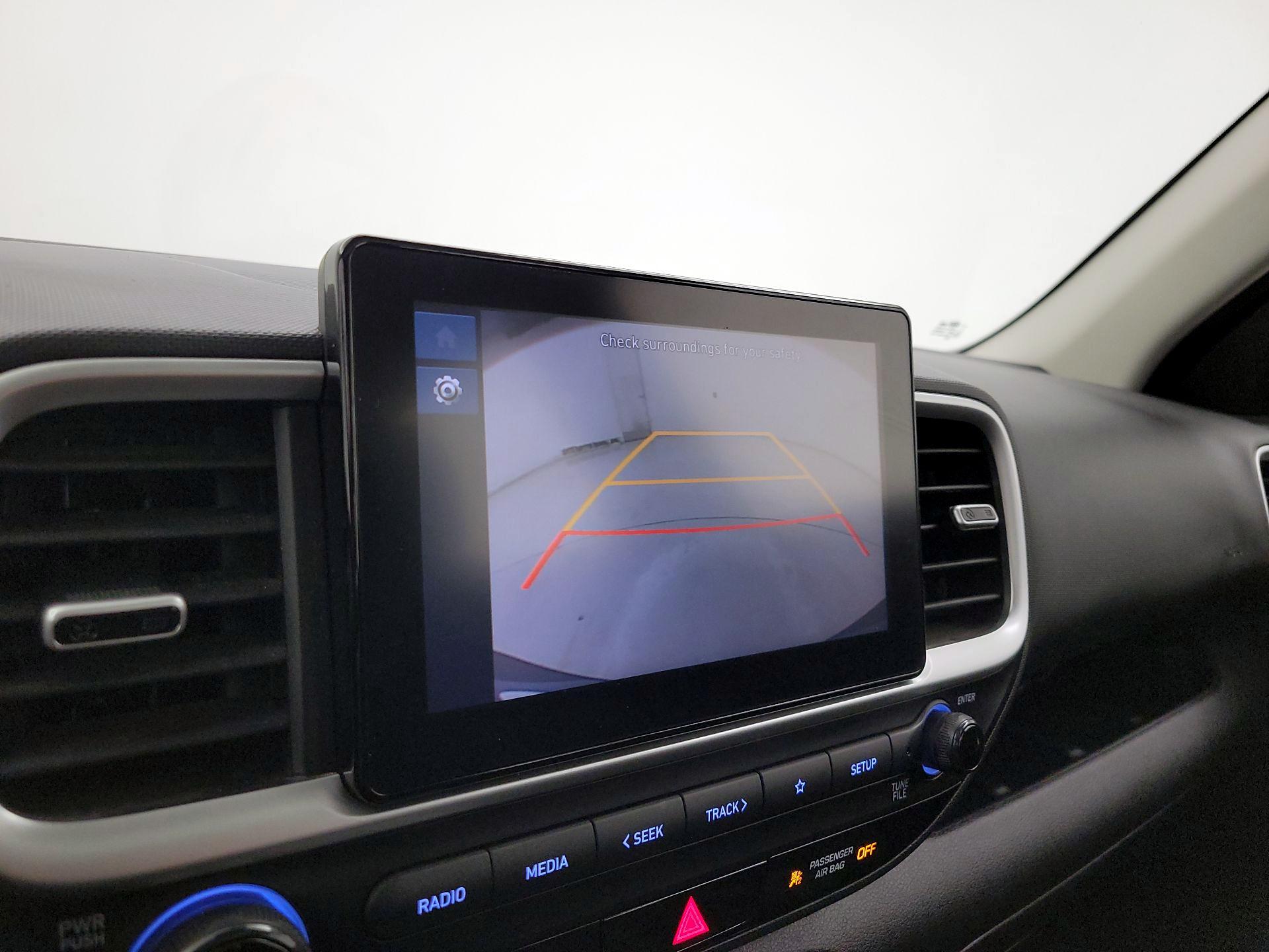 Thumbnail: 2023 Hyundai Venue - 14