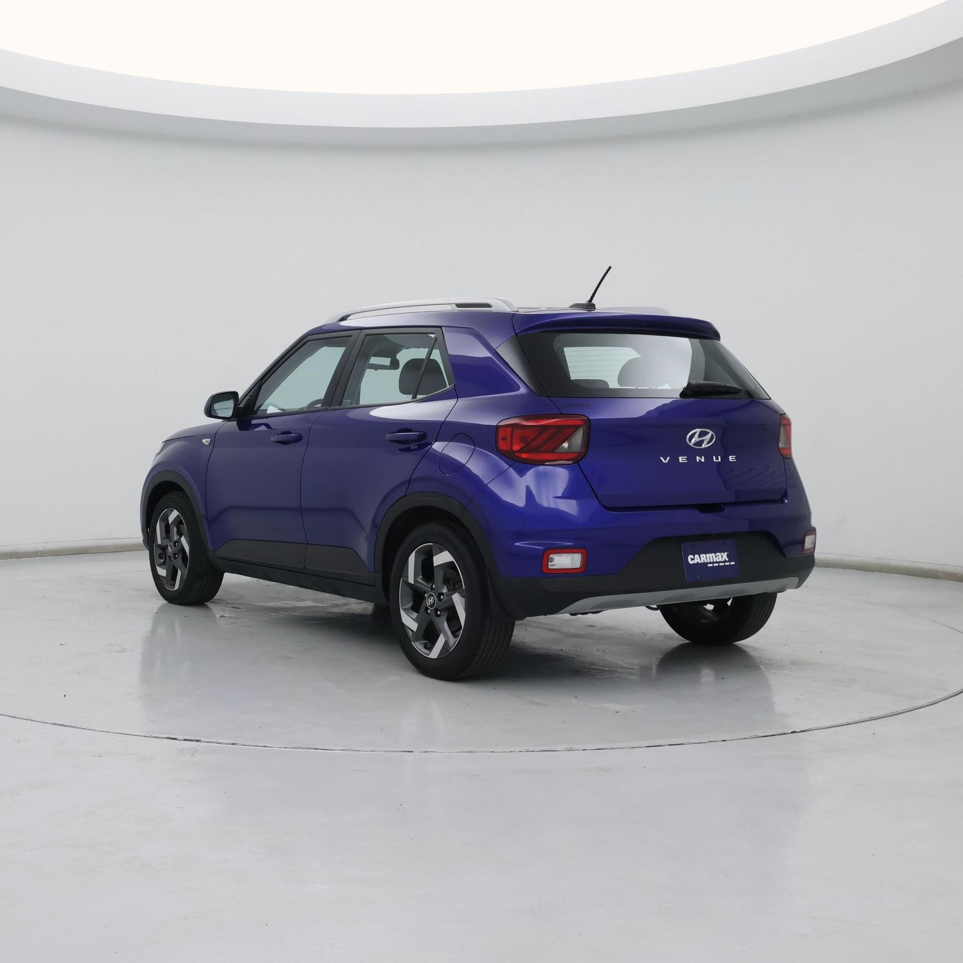 Thumbnail: 2023 Hyundai Venue - 2