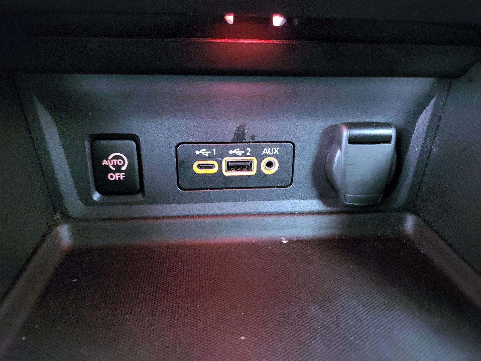 Thumbnail: 2024 Nissan Sentra - 18