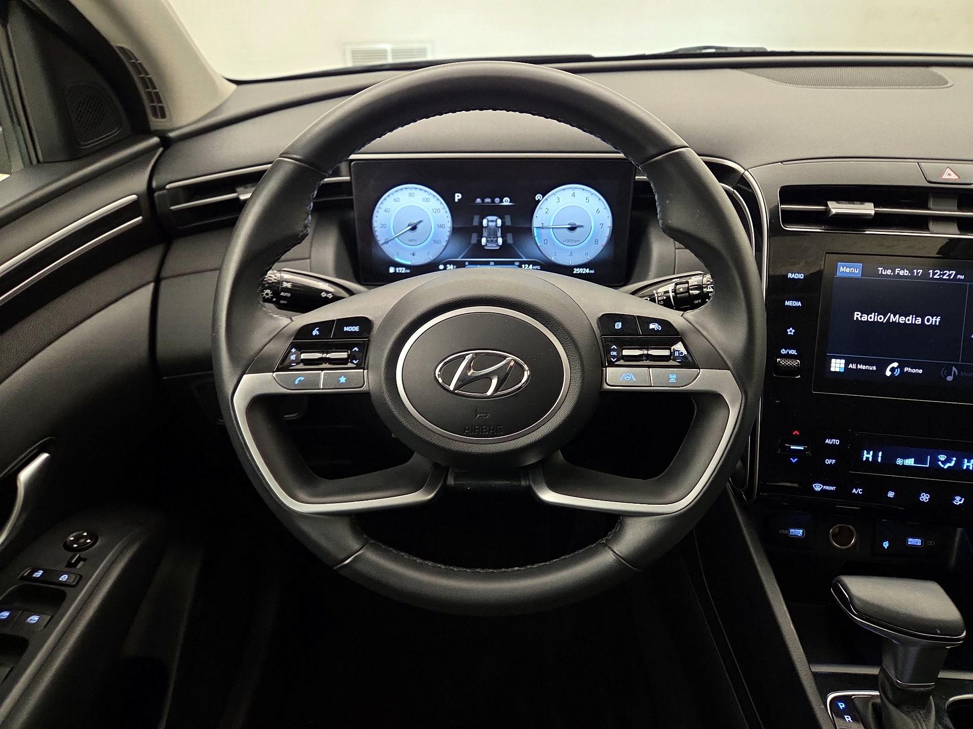 Thumbnail: 2023 Hyundai Tucson - 10