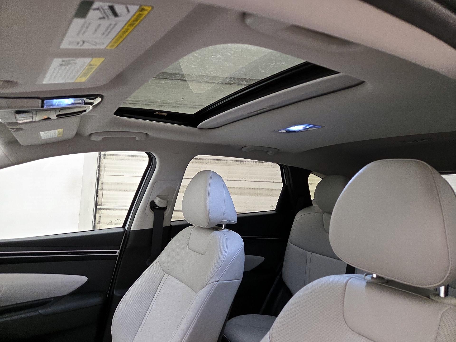 Thumbnail: 2023 Hyundai Tucson - 19