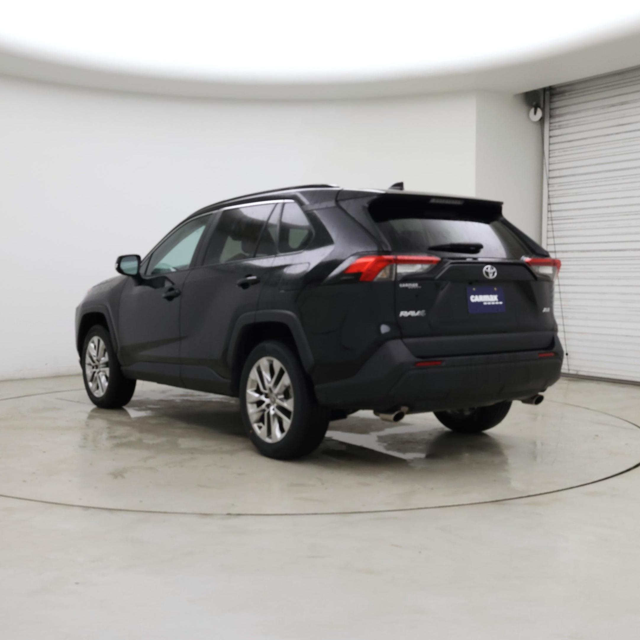 Thumbnail: 2021 Toyota RAV4 - 2