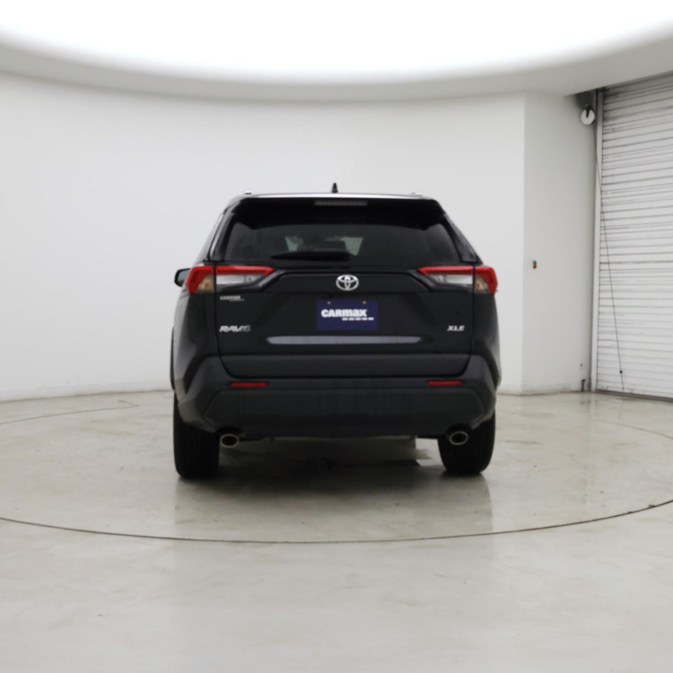 Thumbnail: 2021 Toyota RAV4 - 6