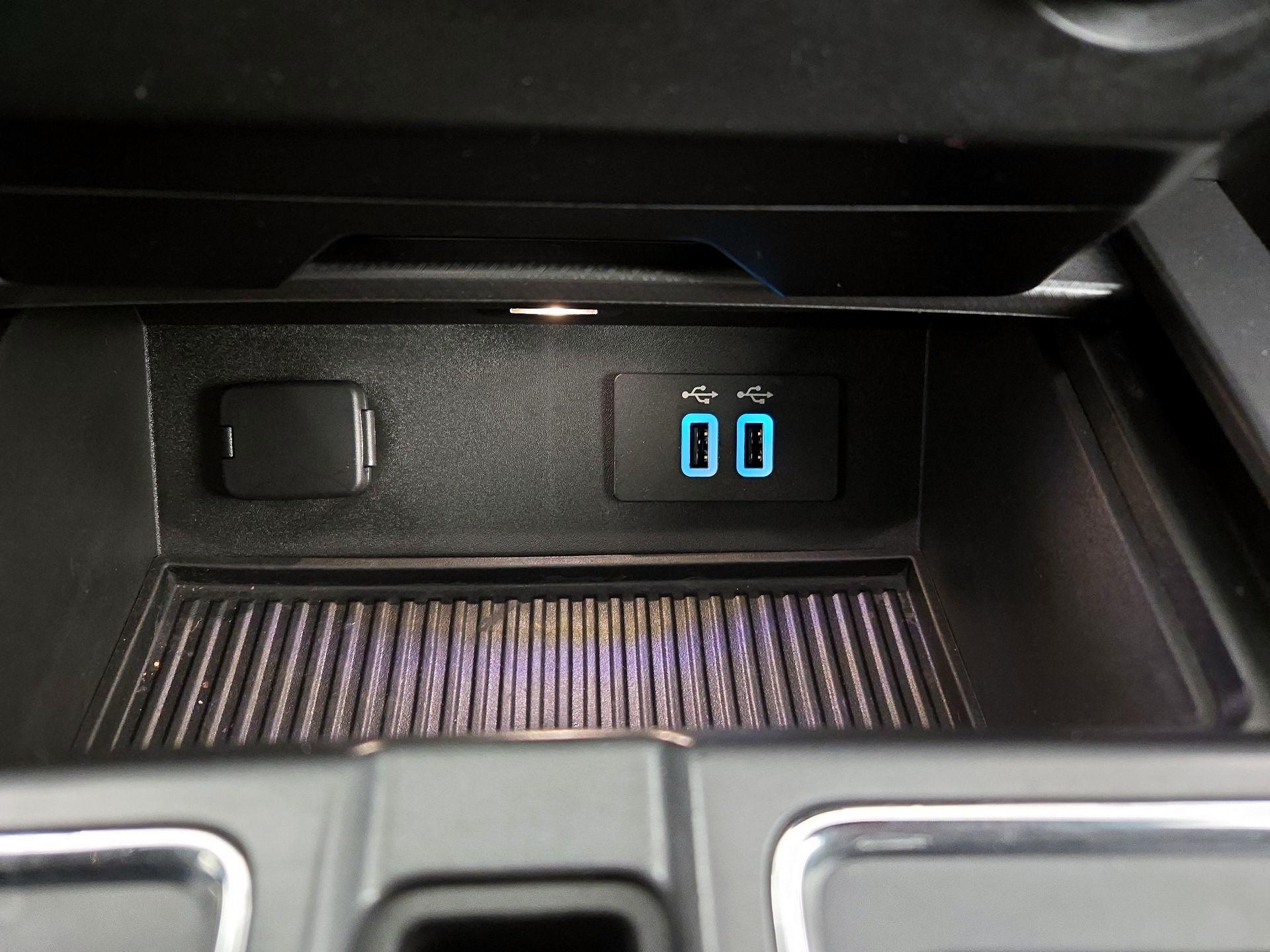 Thumbnail: 2016 Ford F-150 - 18