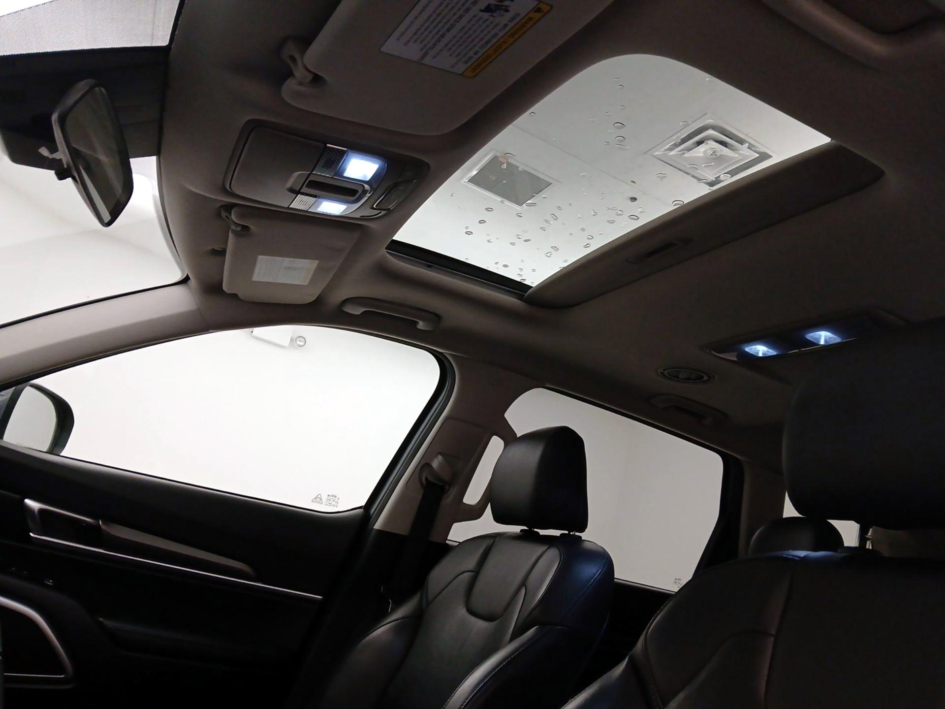 Thumbnail: 2020 Kia Telluride - 19