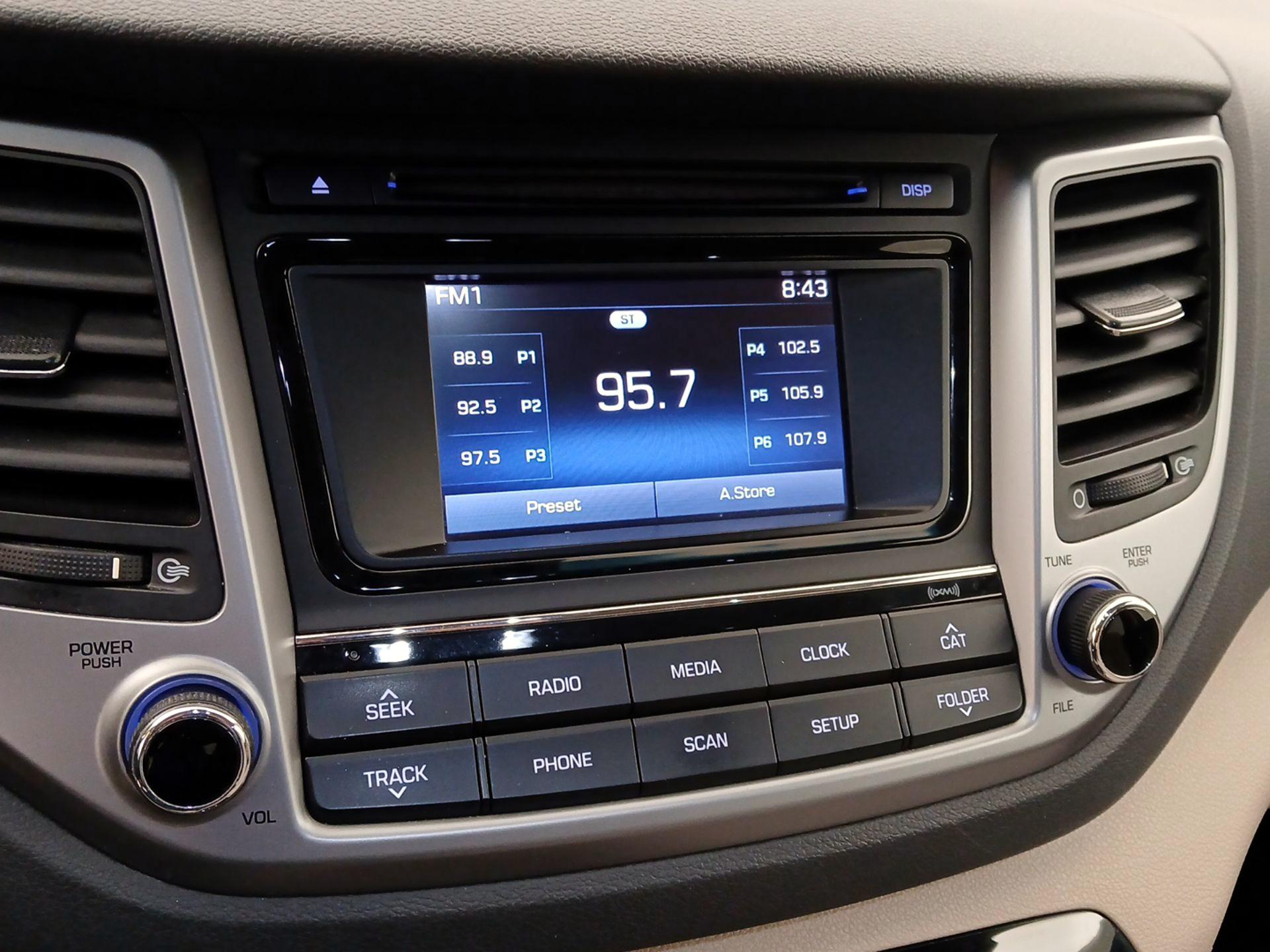 Thumbnail: 2017 Hyundai Tucson - 15