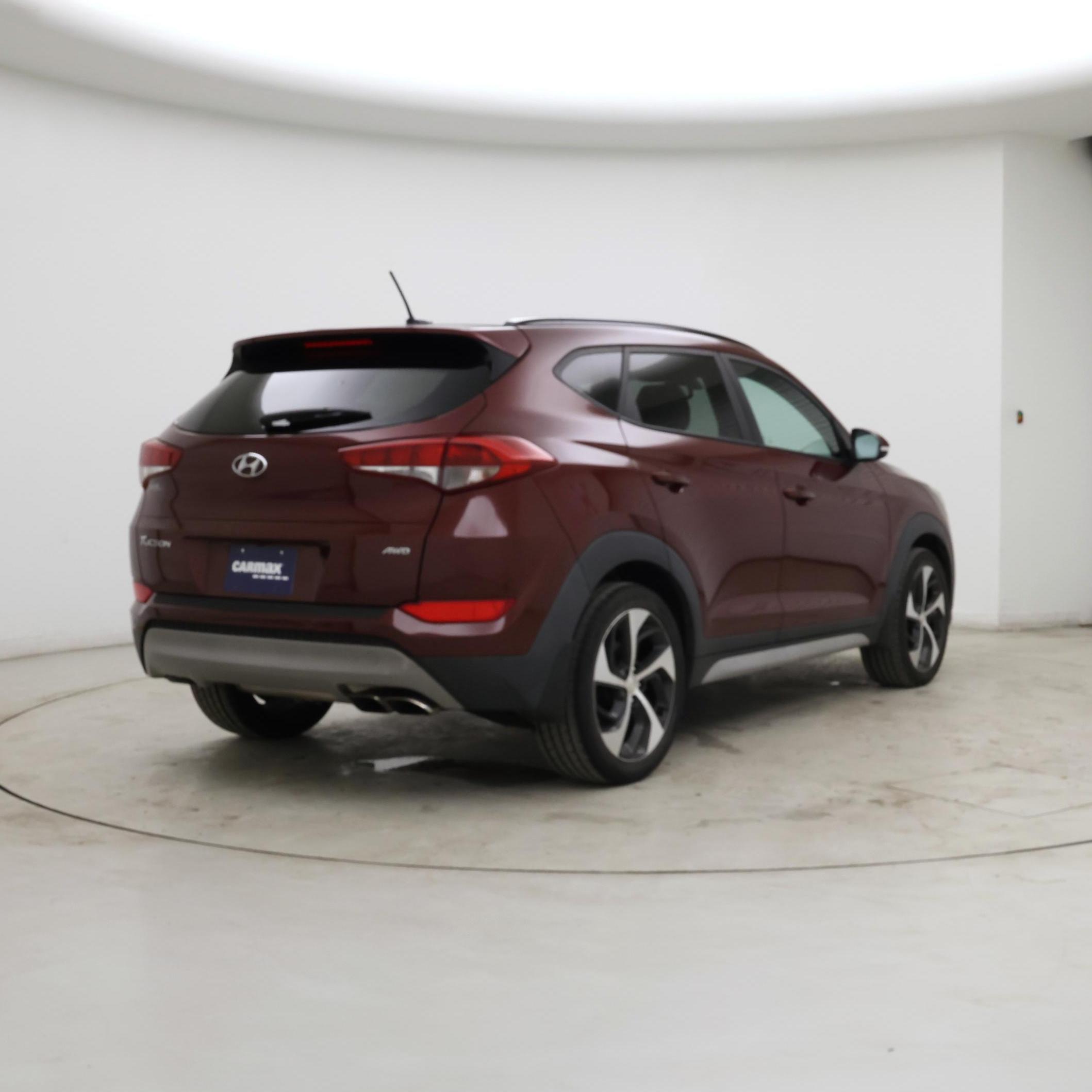Thumbnail: 2017 Hyundai Tucson - 8