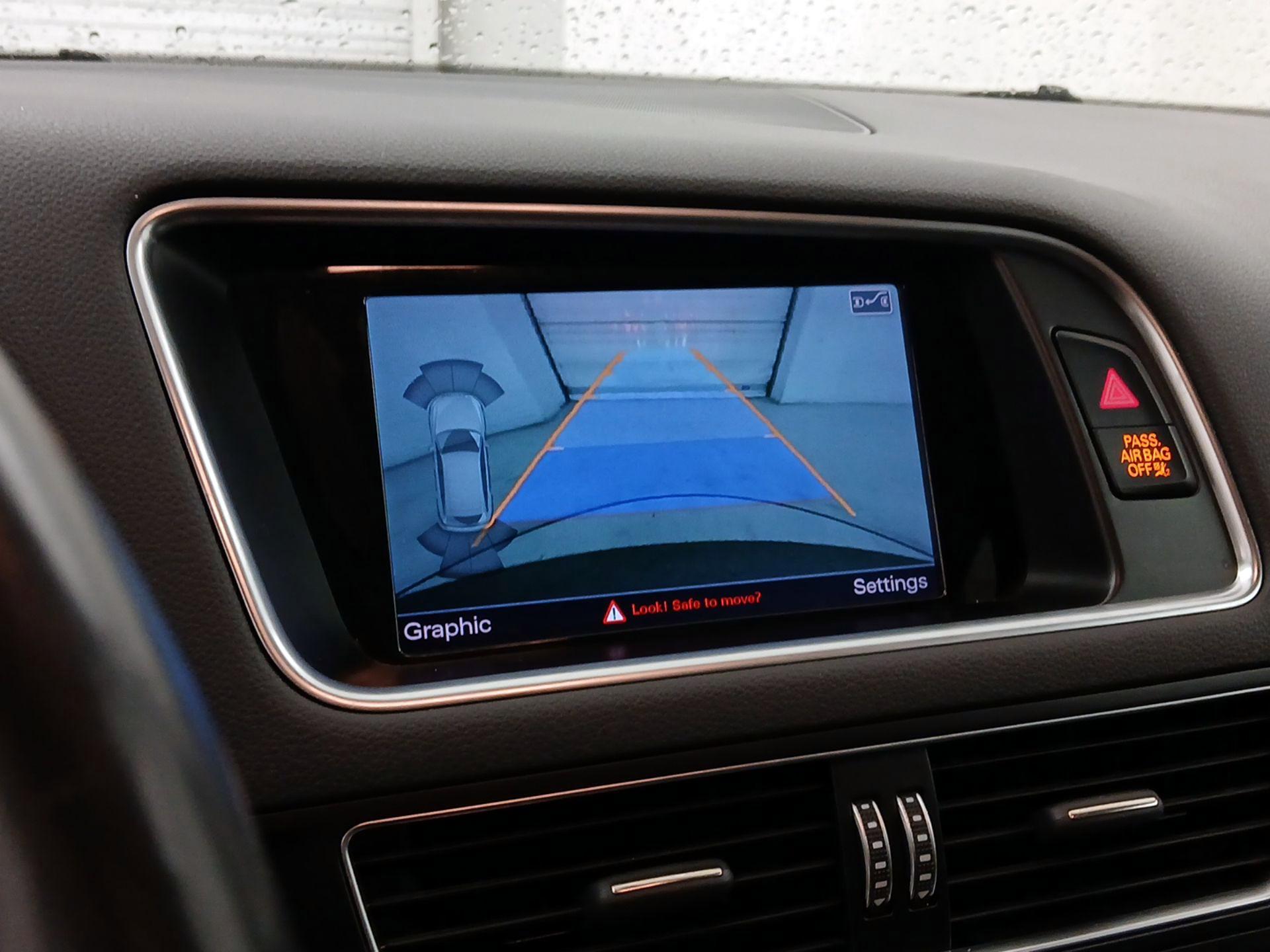 Thumbnail: 2016 Audi Q5 - 15