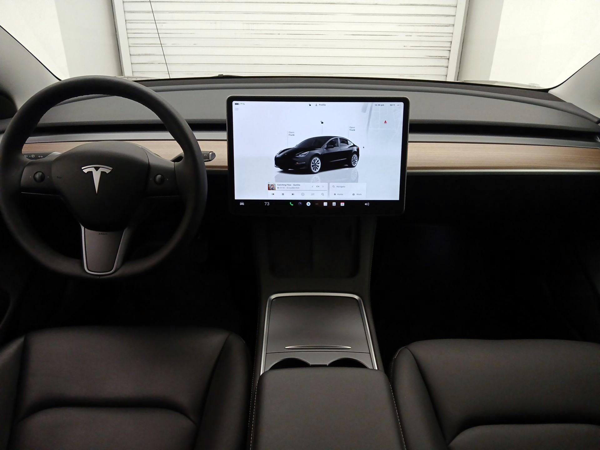 Thumbnail: 2023 Tesla Model 3 - 9