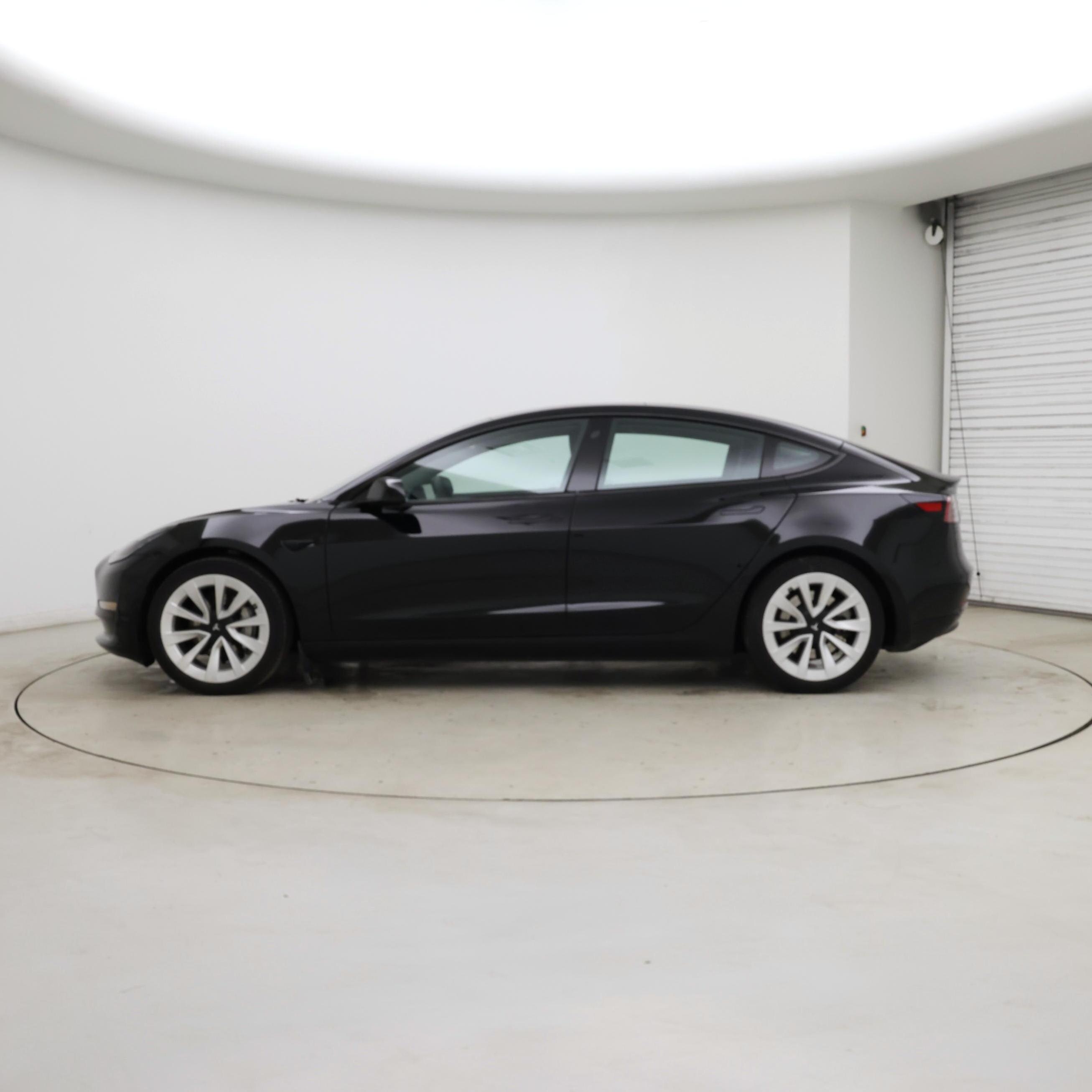 Thumbnail: 2023 Tesla Model 3 - 3