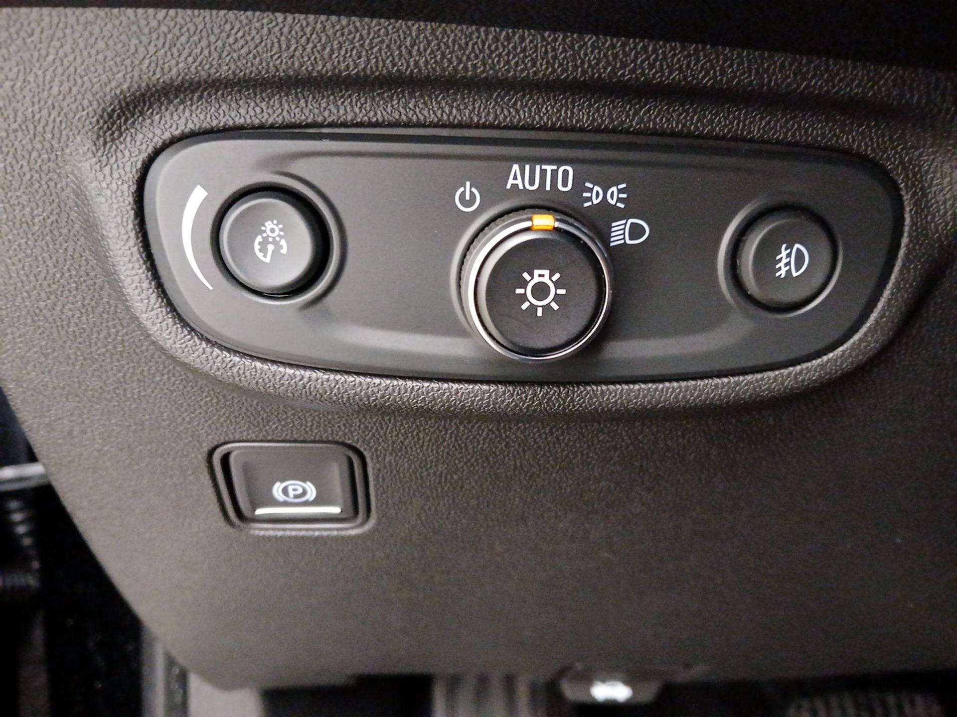 Thumbnail: 2020 GMC Terrain - 13