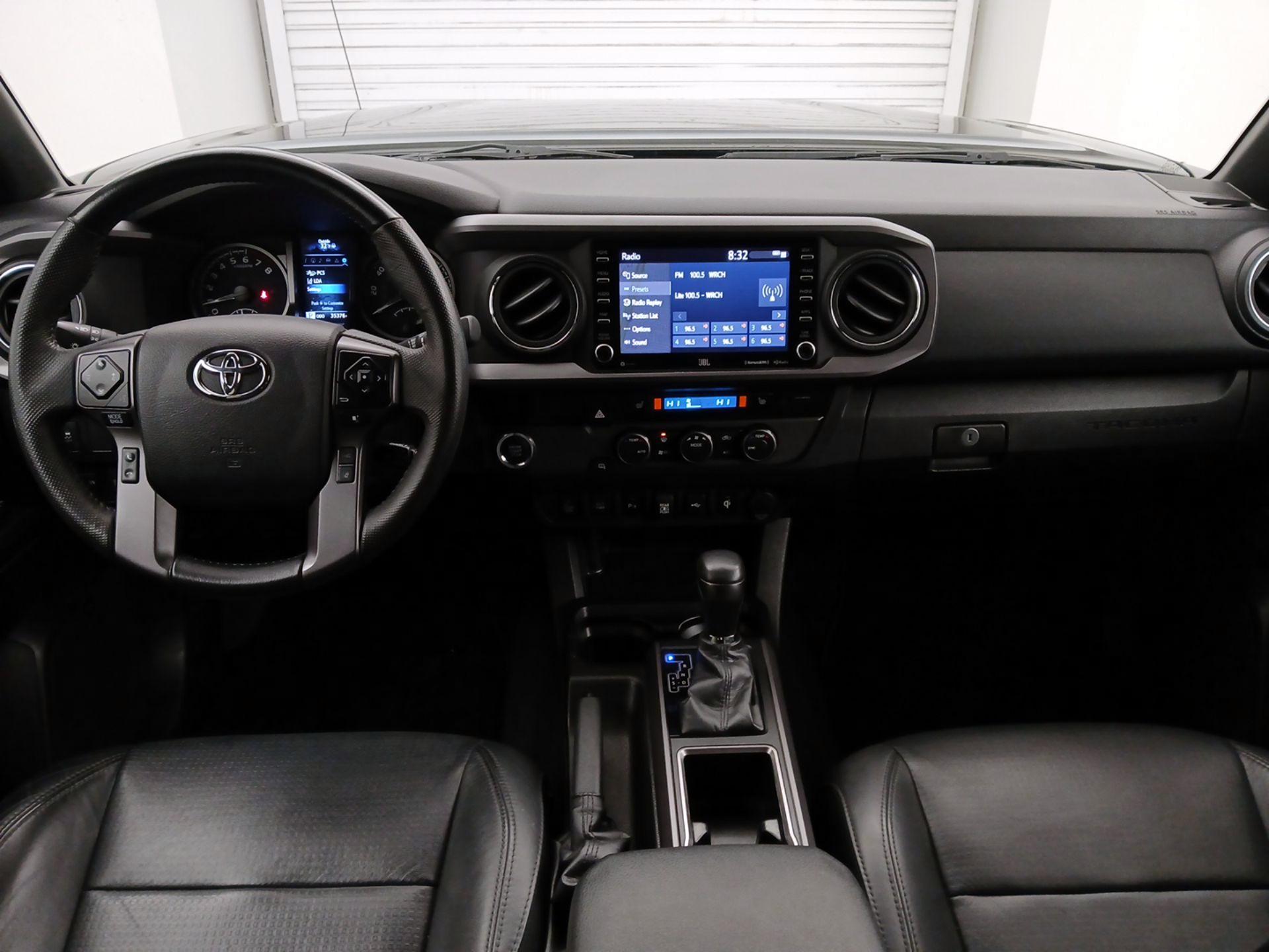 Thumbnail: 2022 Toyota Tacoma - 9