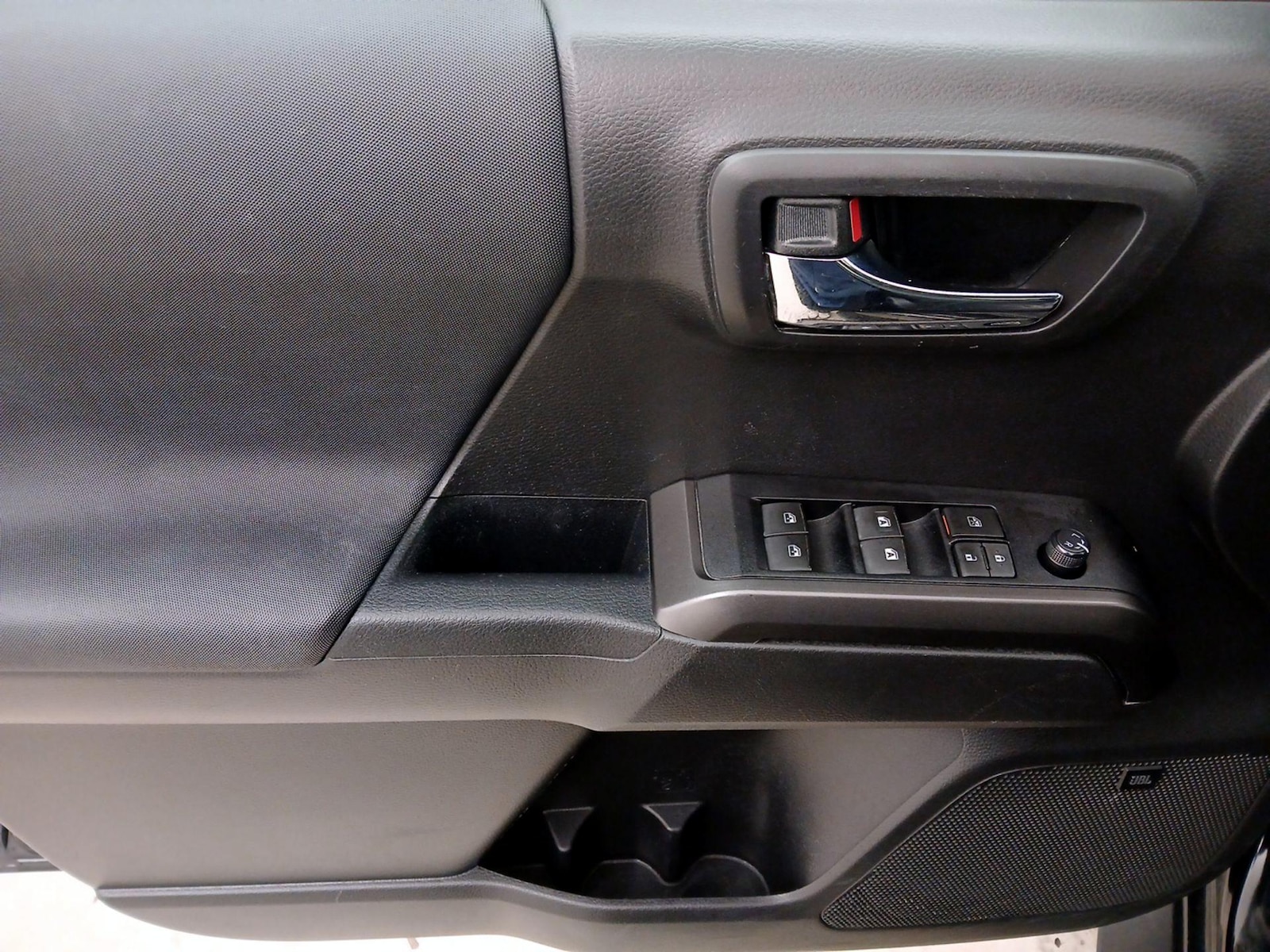 2022 Toyota Tacoma TRD Off Road - Photo 13