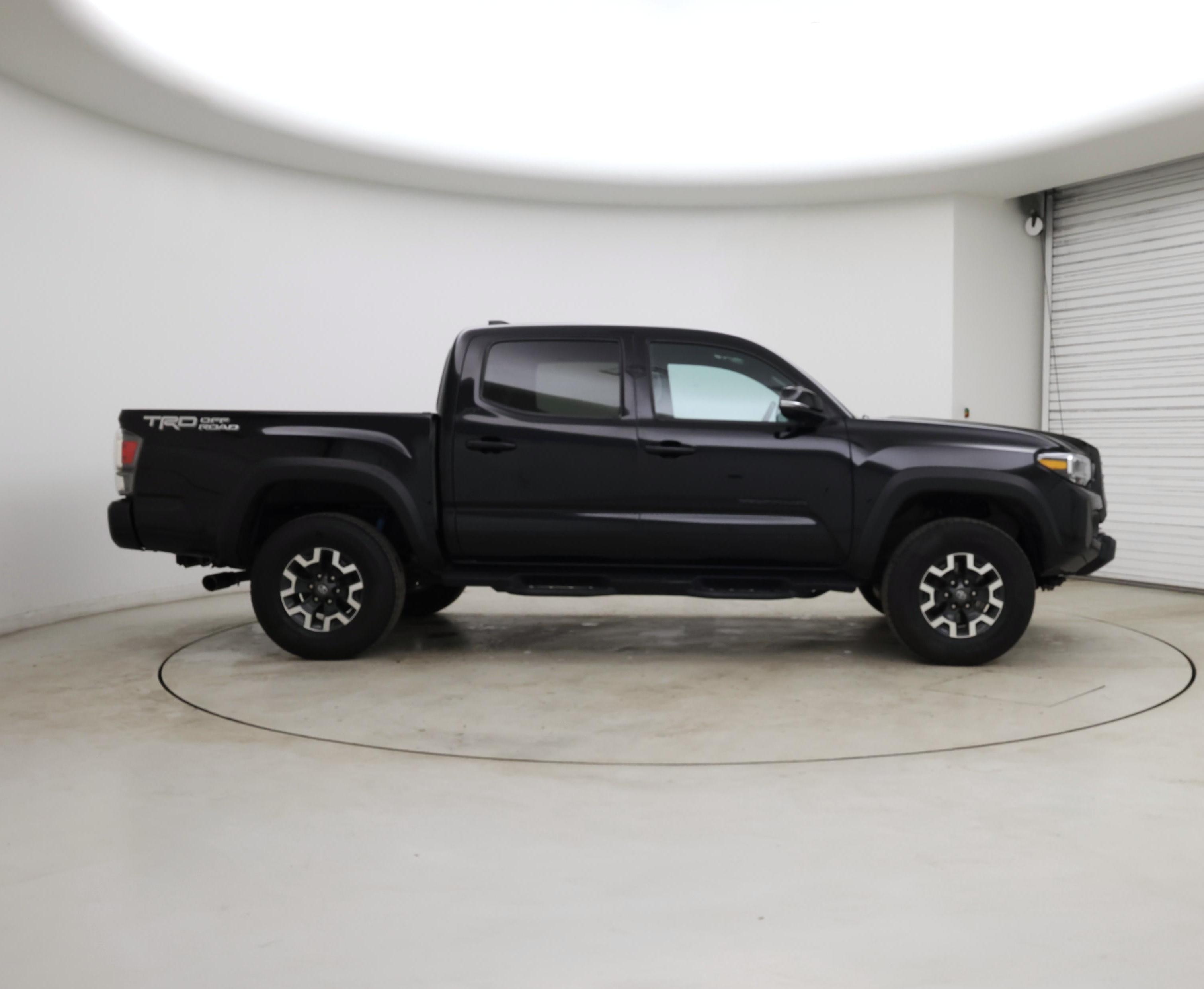 Thumbnail: 2022 Toyota Tacoma - 7