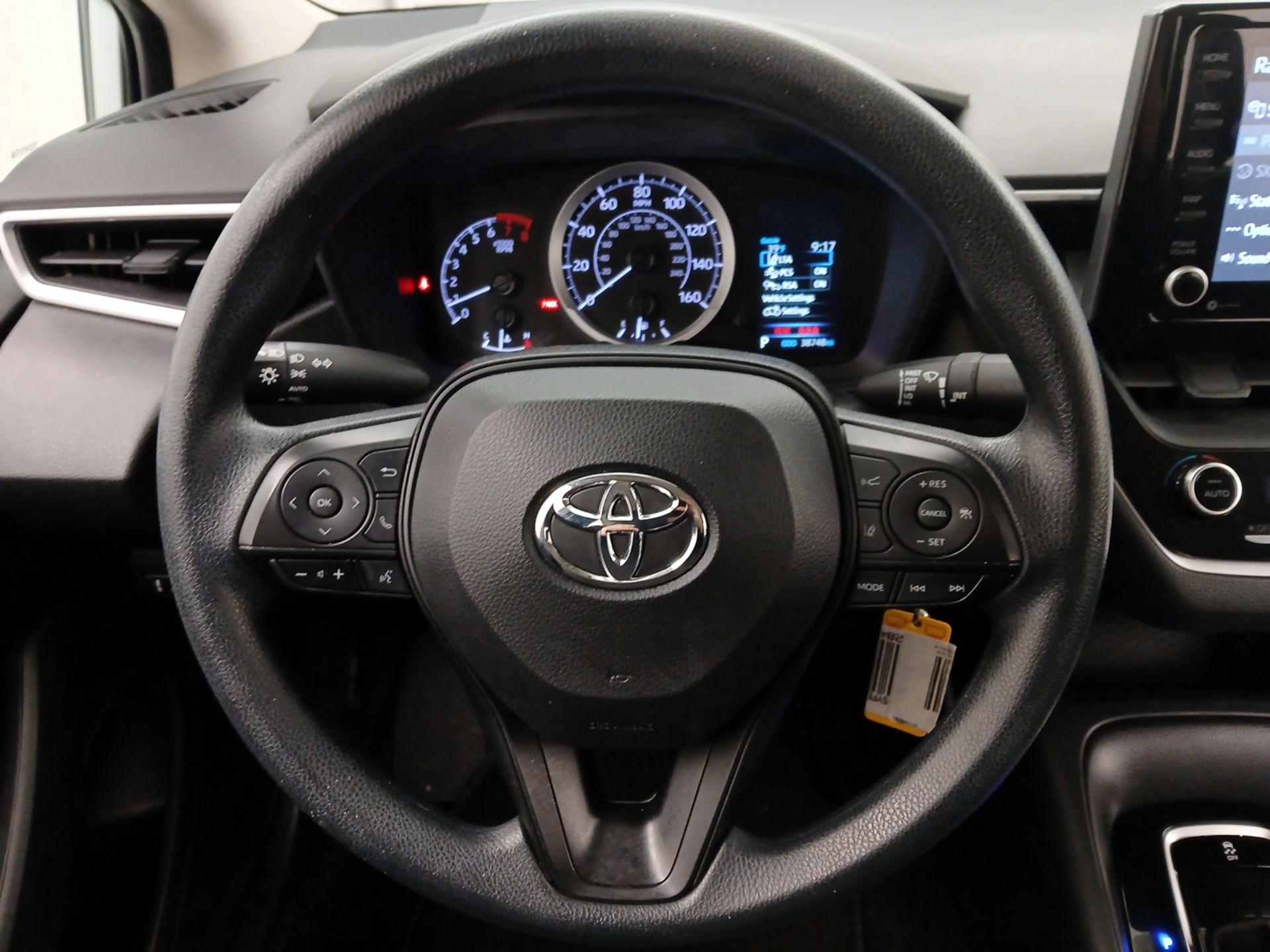 Thumbnail: 2022 Toyota Corolla - 10