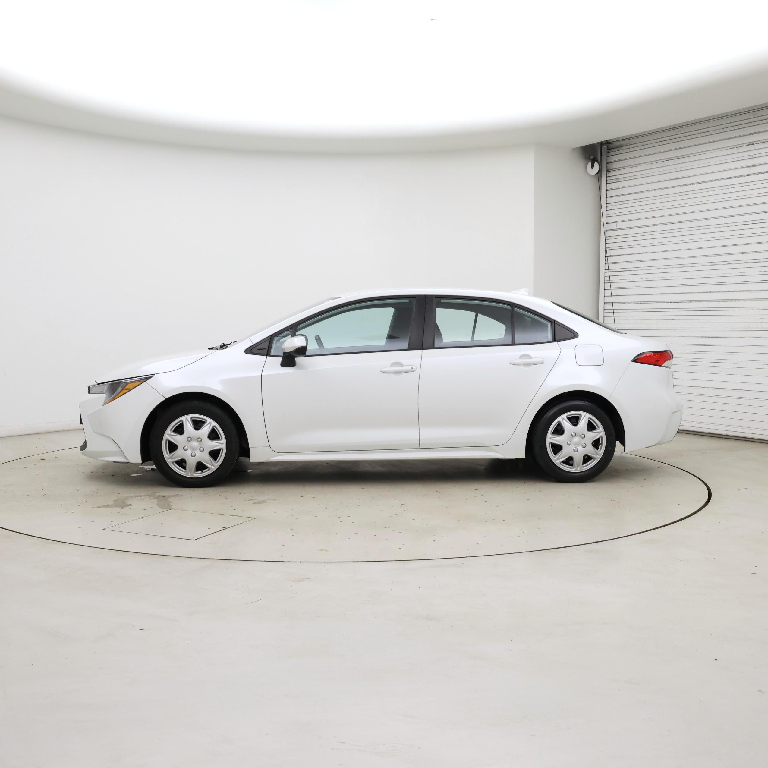 Thumbnail: 2022 Toyota Corolla - 3