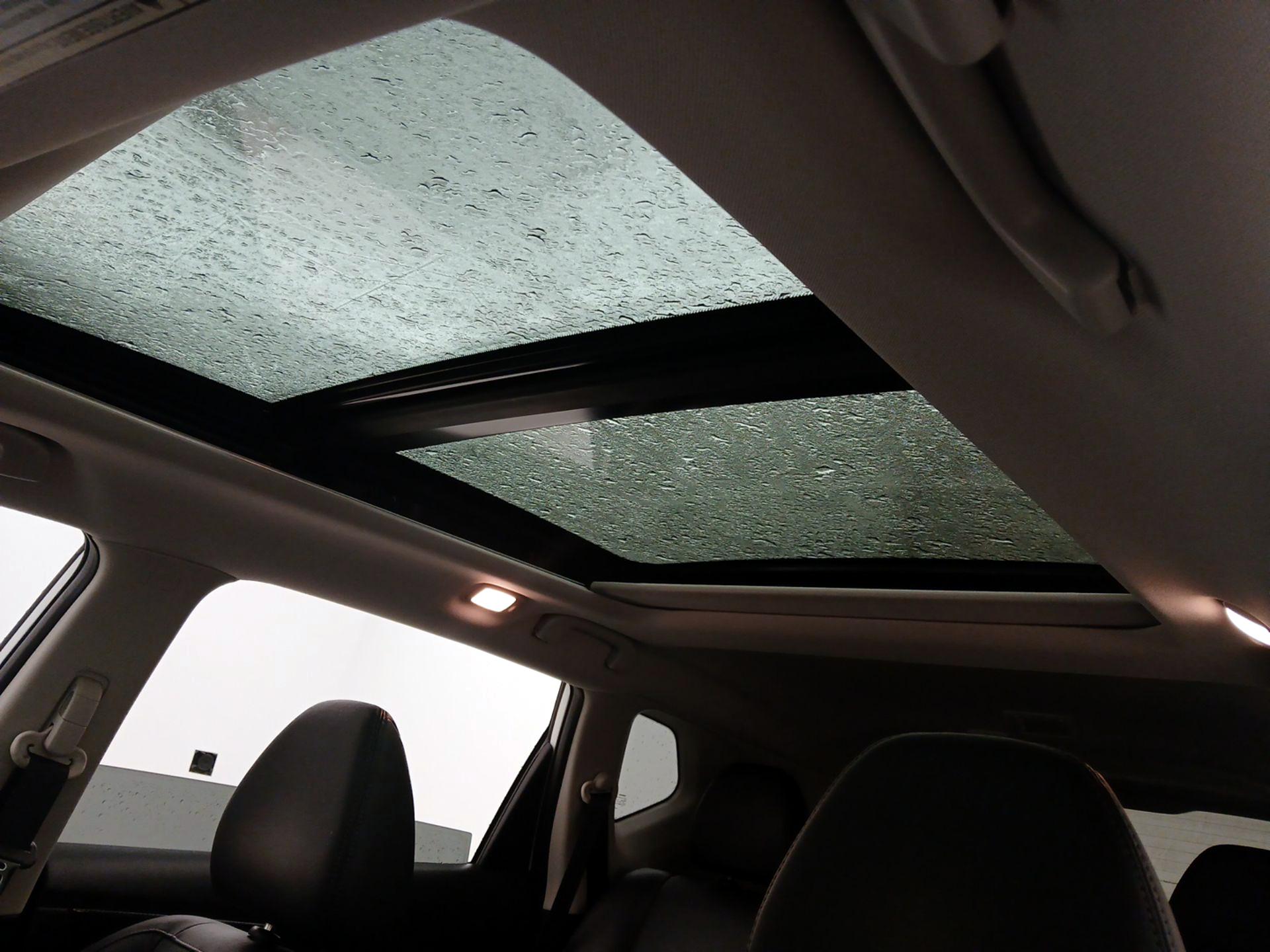 Thumbnail: 2018 Nissan Rogue - 18