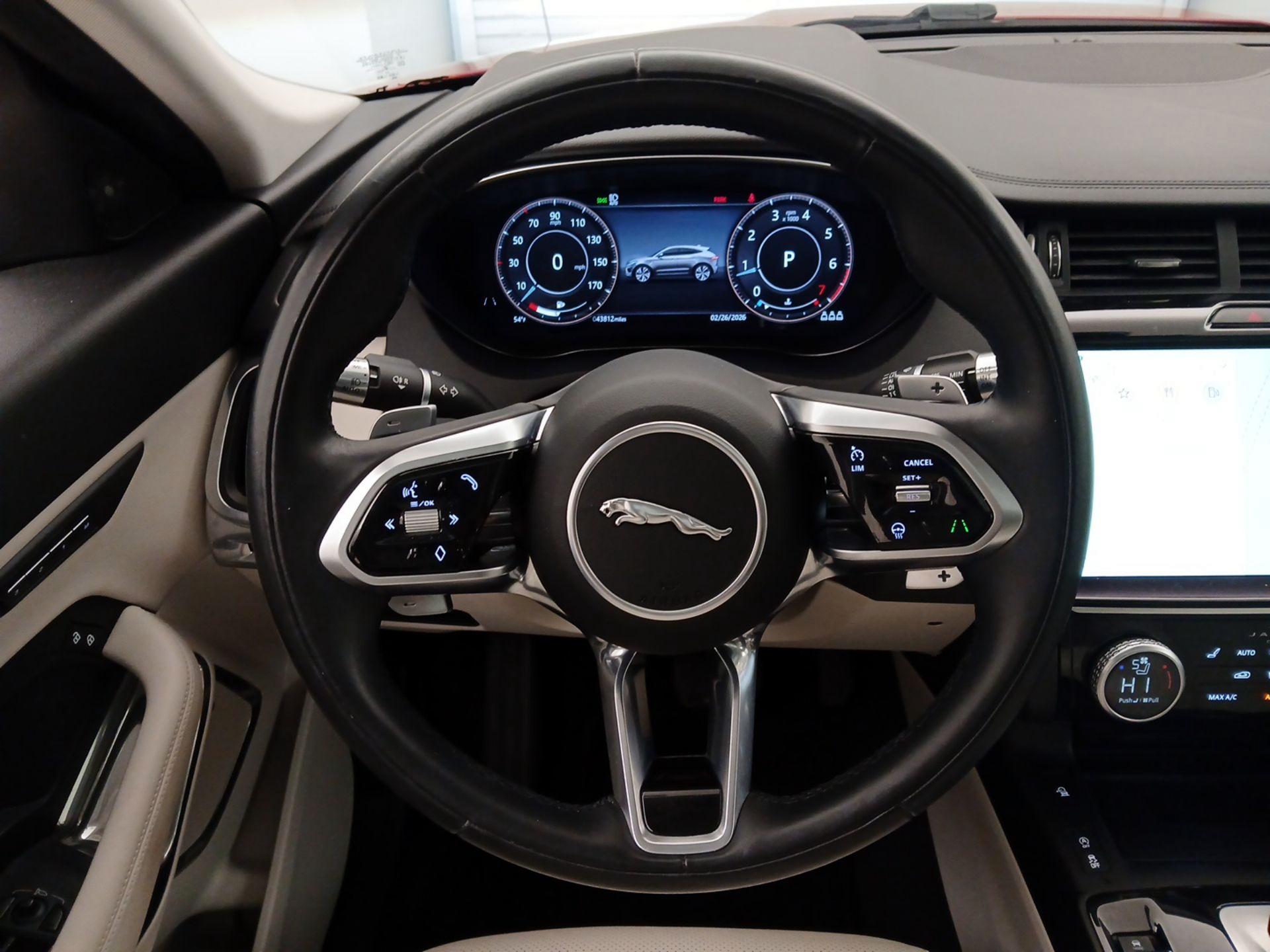 Thumbnail: 2021 Jaguar E-Pace - 10