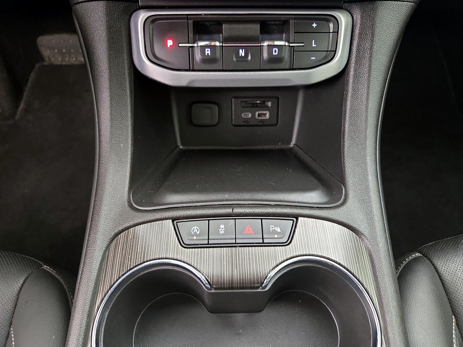 Thumbnail: 2023 GMC Acadia - 18