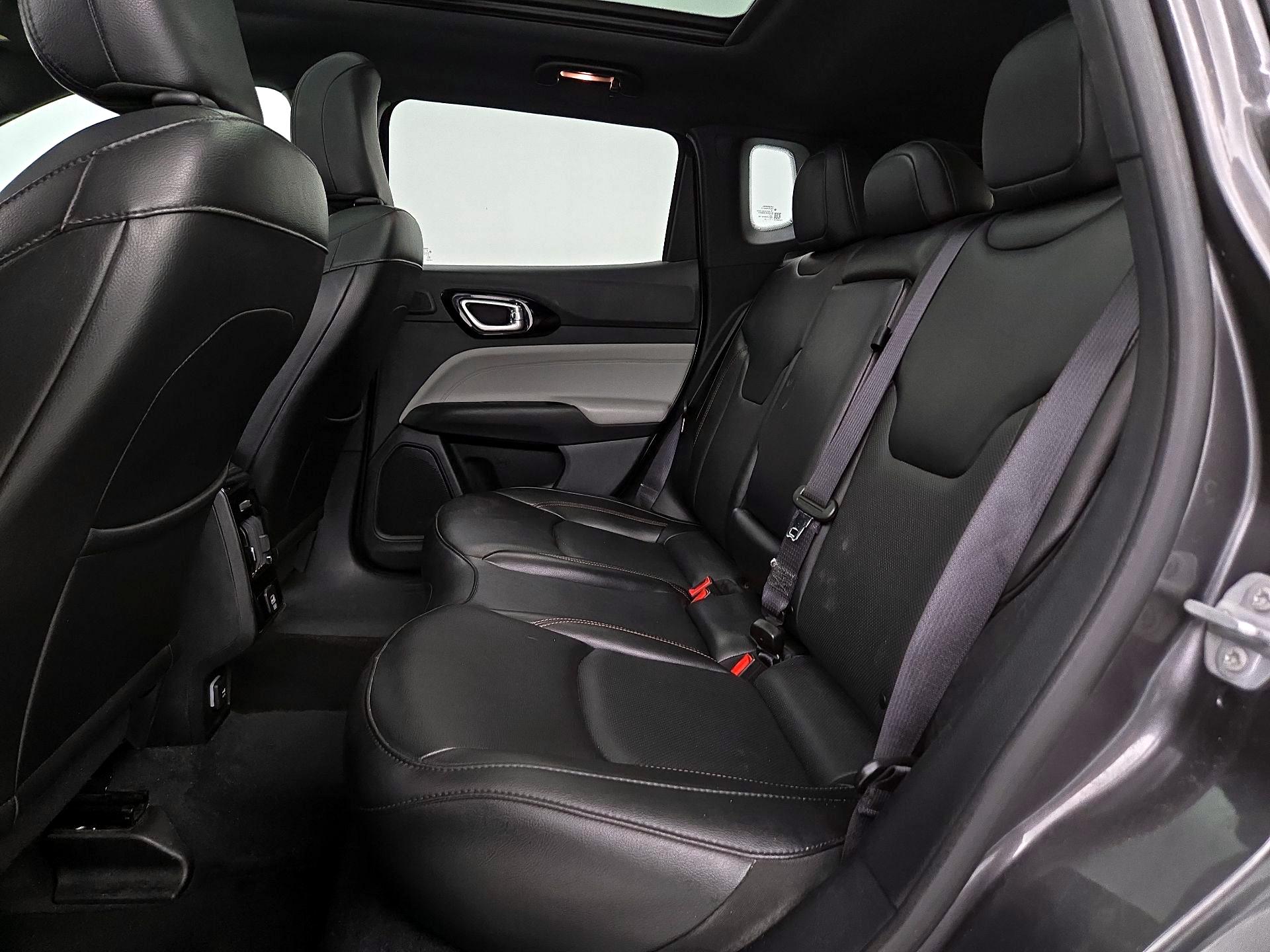 Thumbnail: 2023 Jeep Compass - 20