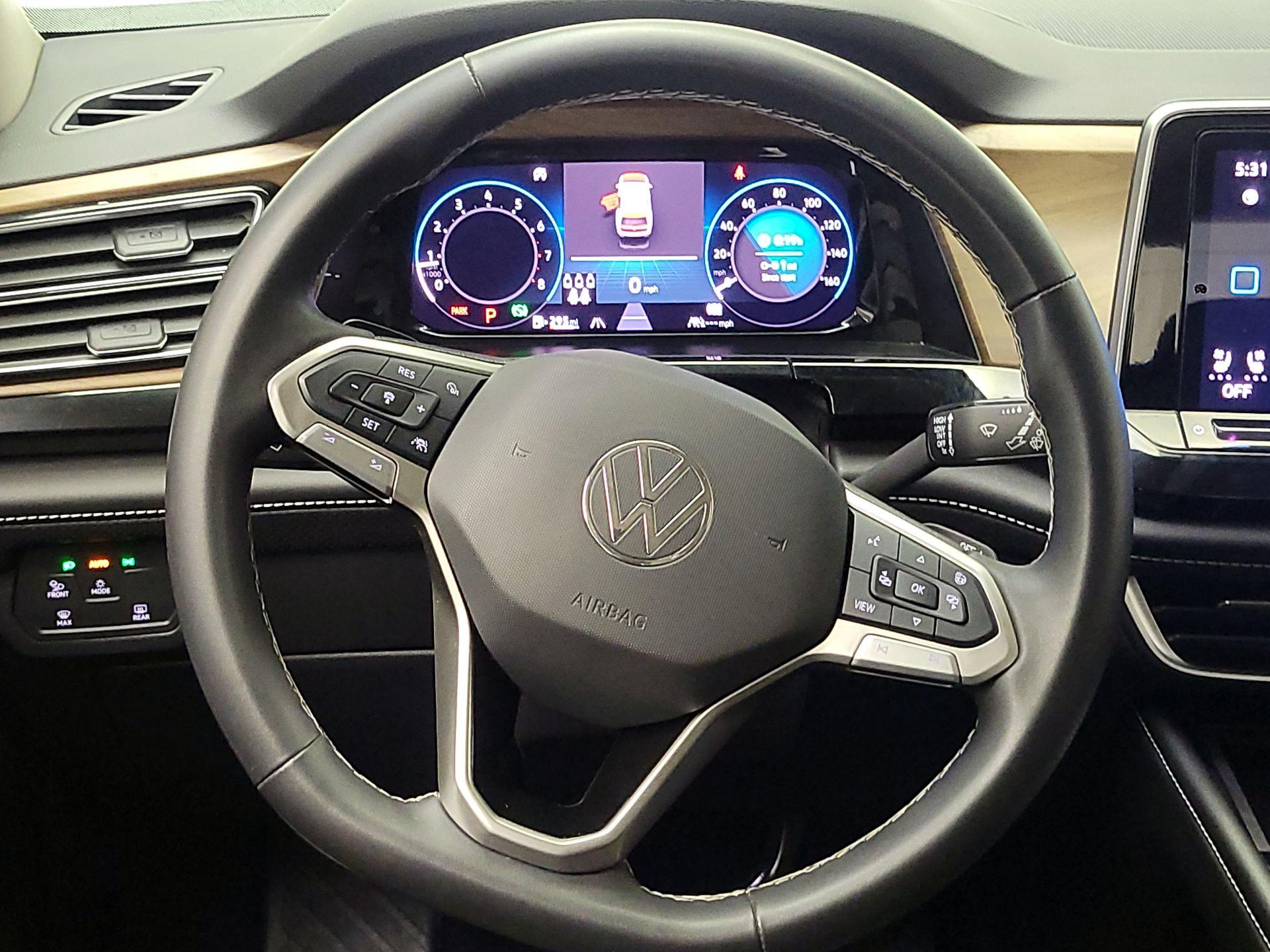 Thumbnail: 2024 Volkswagen Atlas - 10