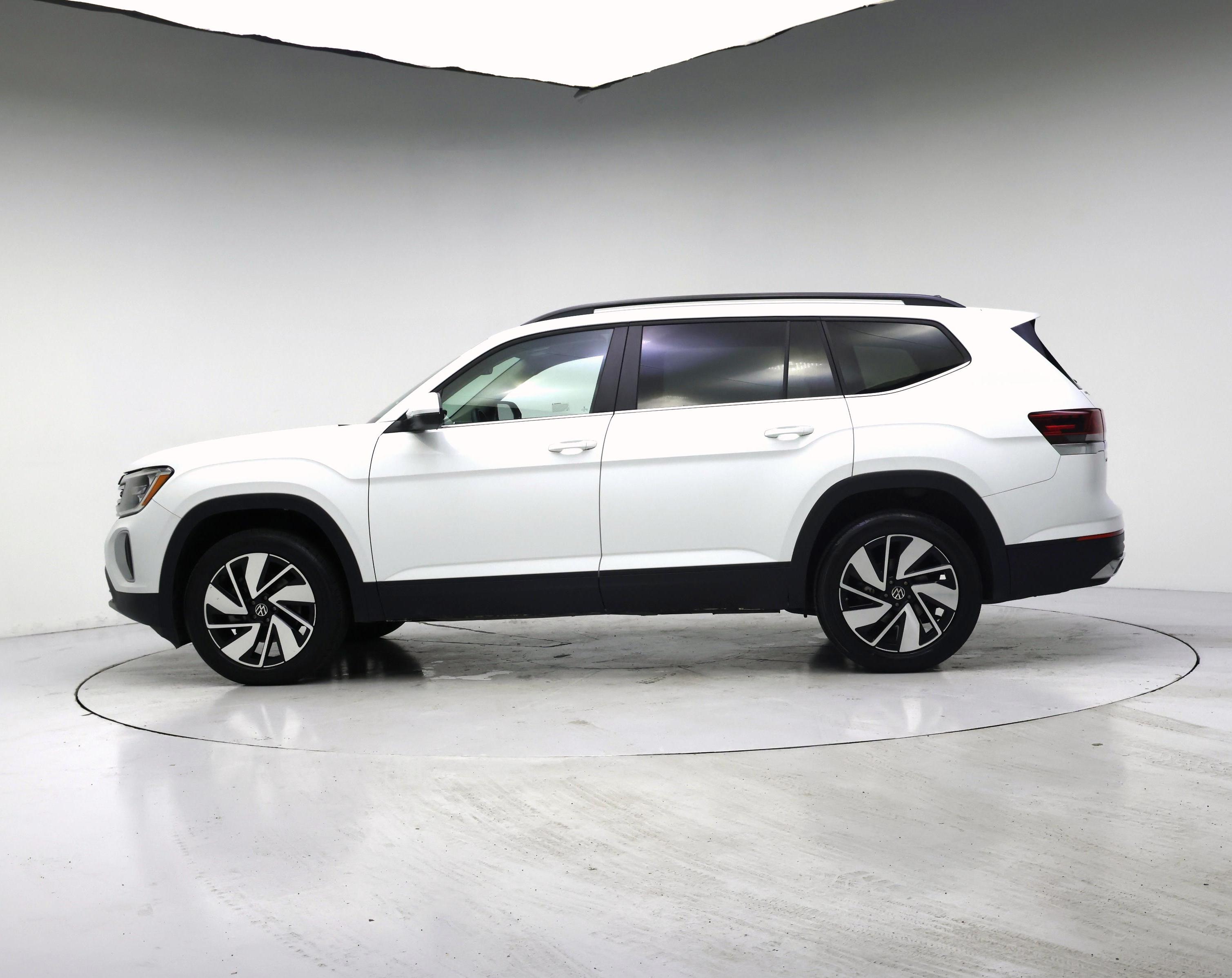 Thumbnail: 2024 Volkswagen Atlas - 3